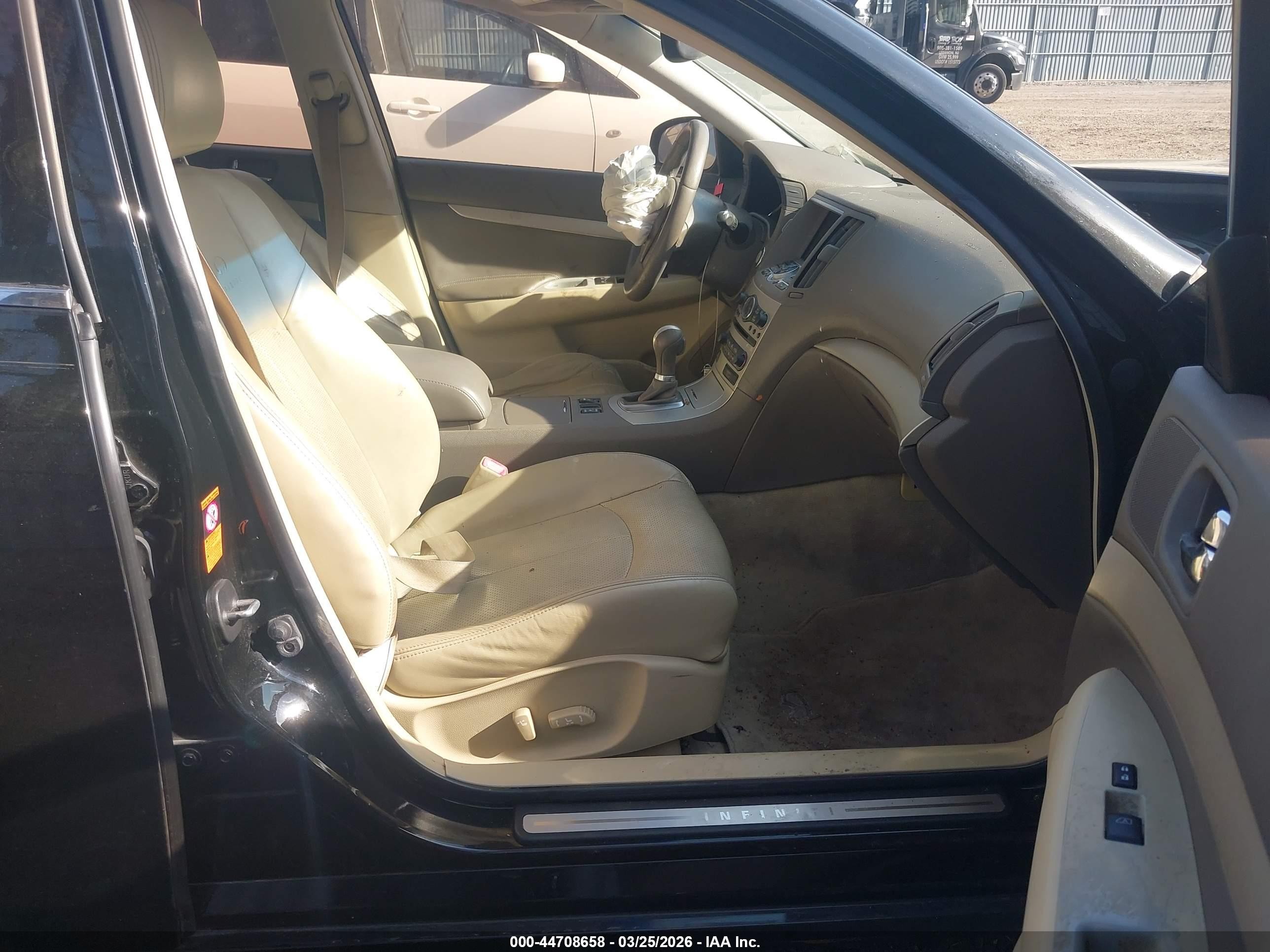 2008 Infiniti G35 Journey Black vin: JNKBV61E18M227739