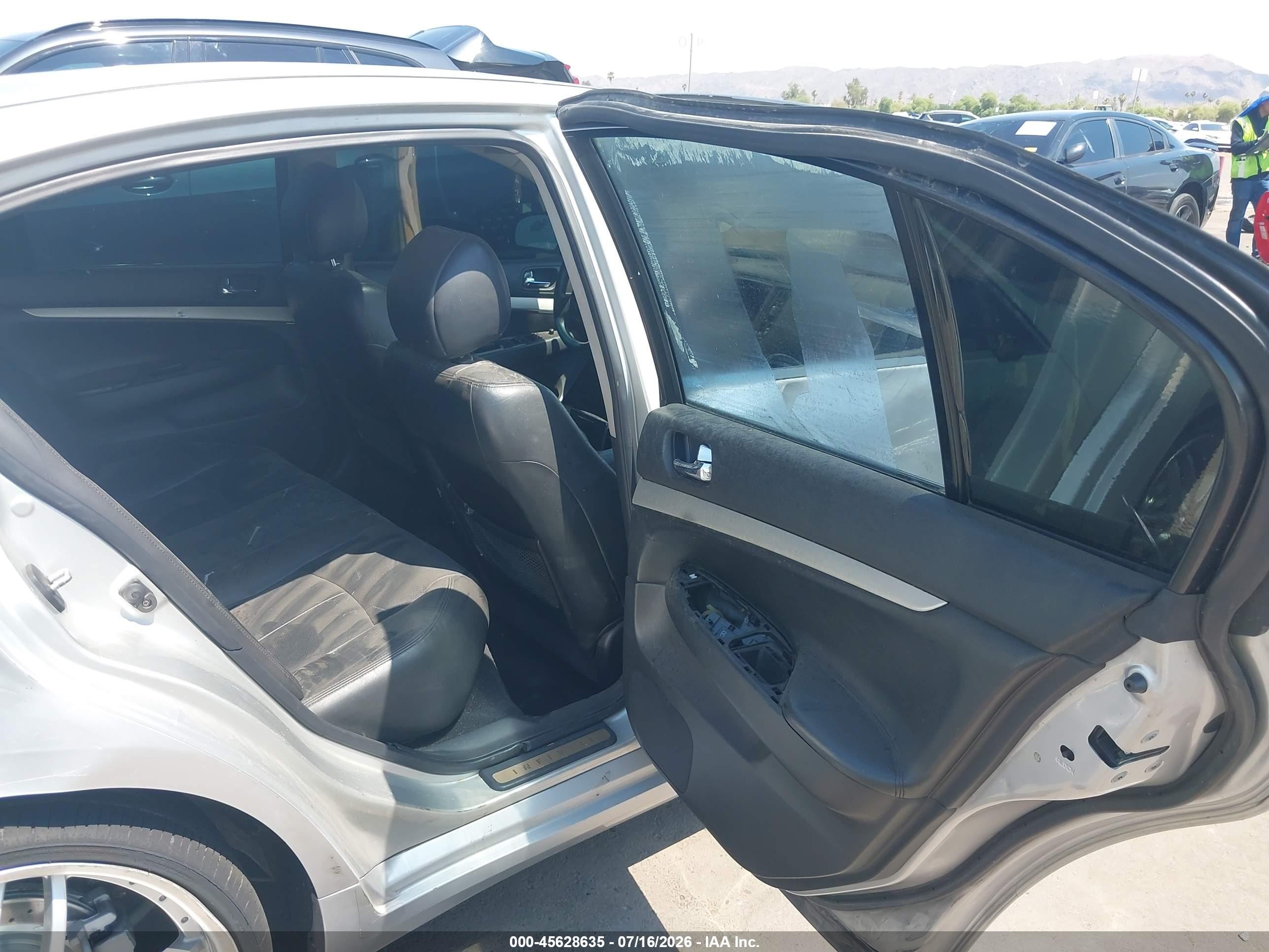 2007 Infiniti G35 Journey Silver vin: JNKBV61E27M728816