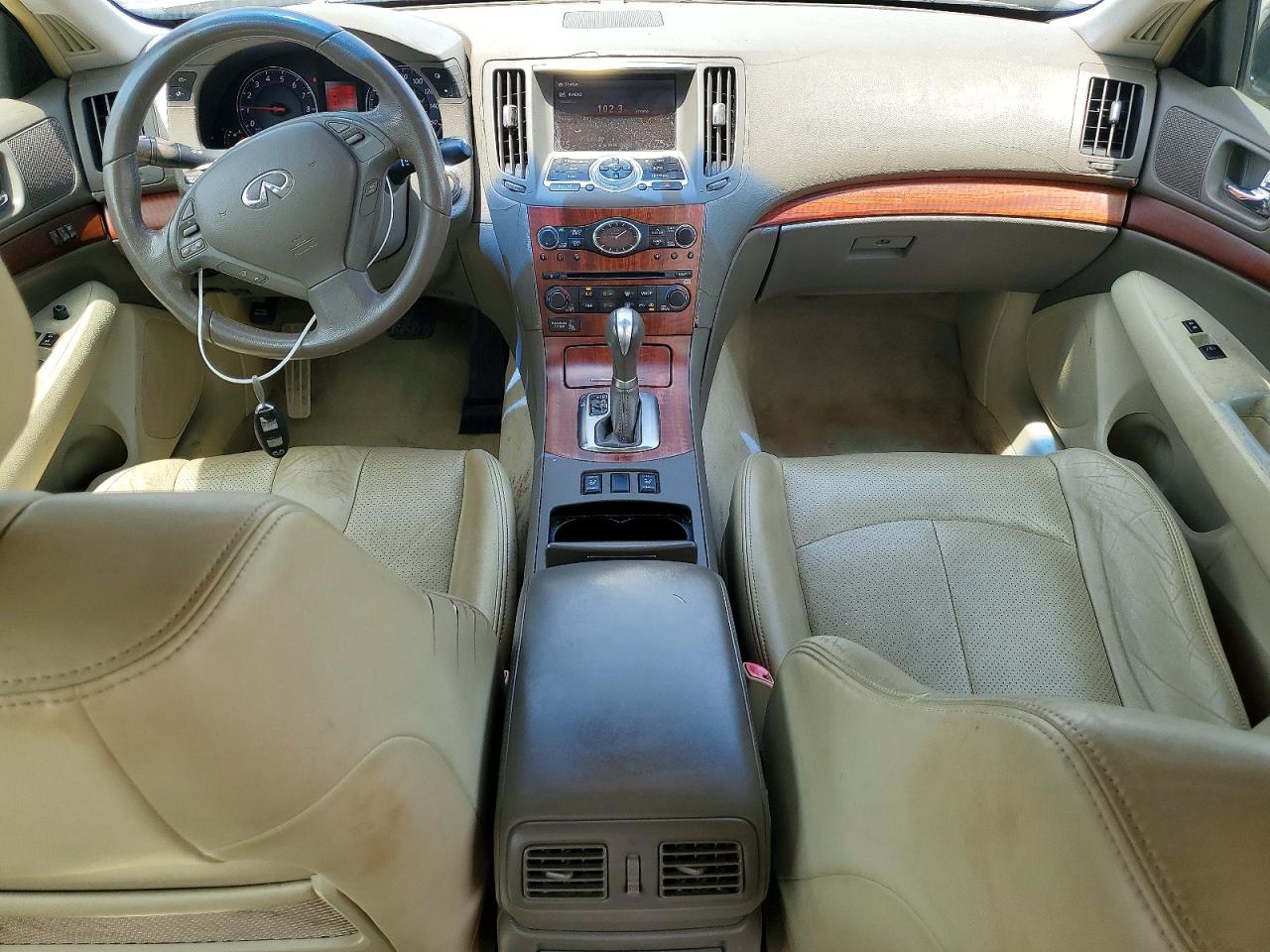 2008 Infiniti G35 Base White vin: JNKBV61E28M201411