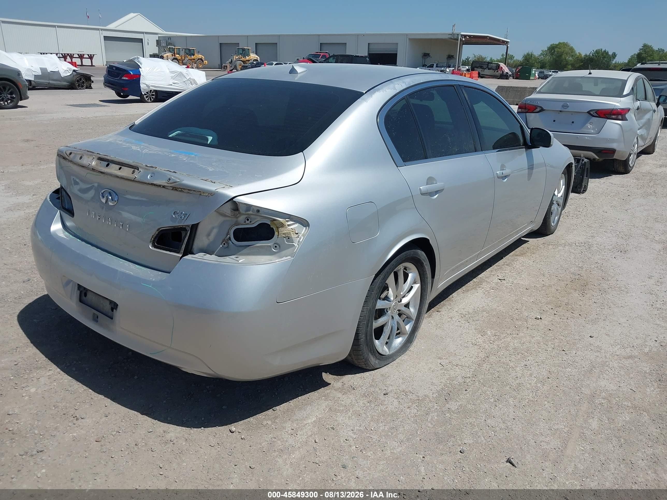 2008 Infiniti G35 Journey Silver vin: JNKBV61E28M202932