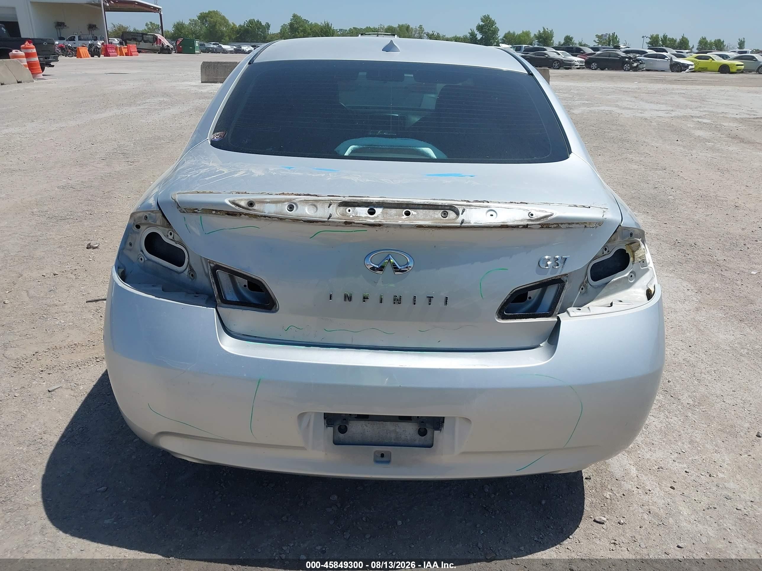2008 Infiniti G35 Journey Silver vin: JNKBV61E28M202932