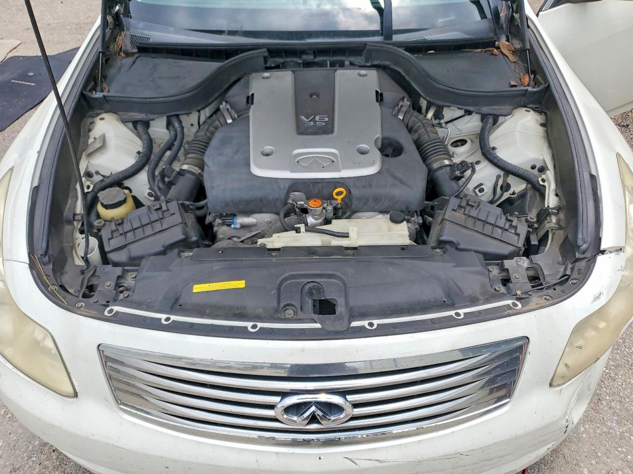 2007 Infiniti G35 Base White vin: JNKBV61E37M725908