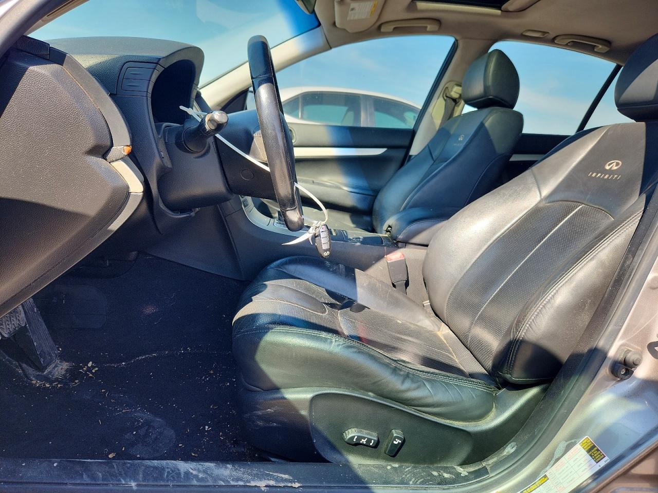 2008 Infiniti G35 Base Silver vin: JNKBV61E38M226205