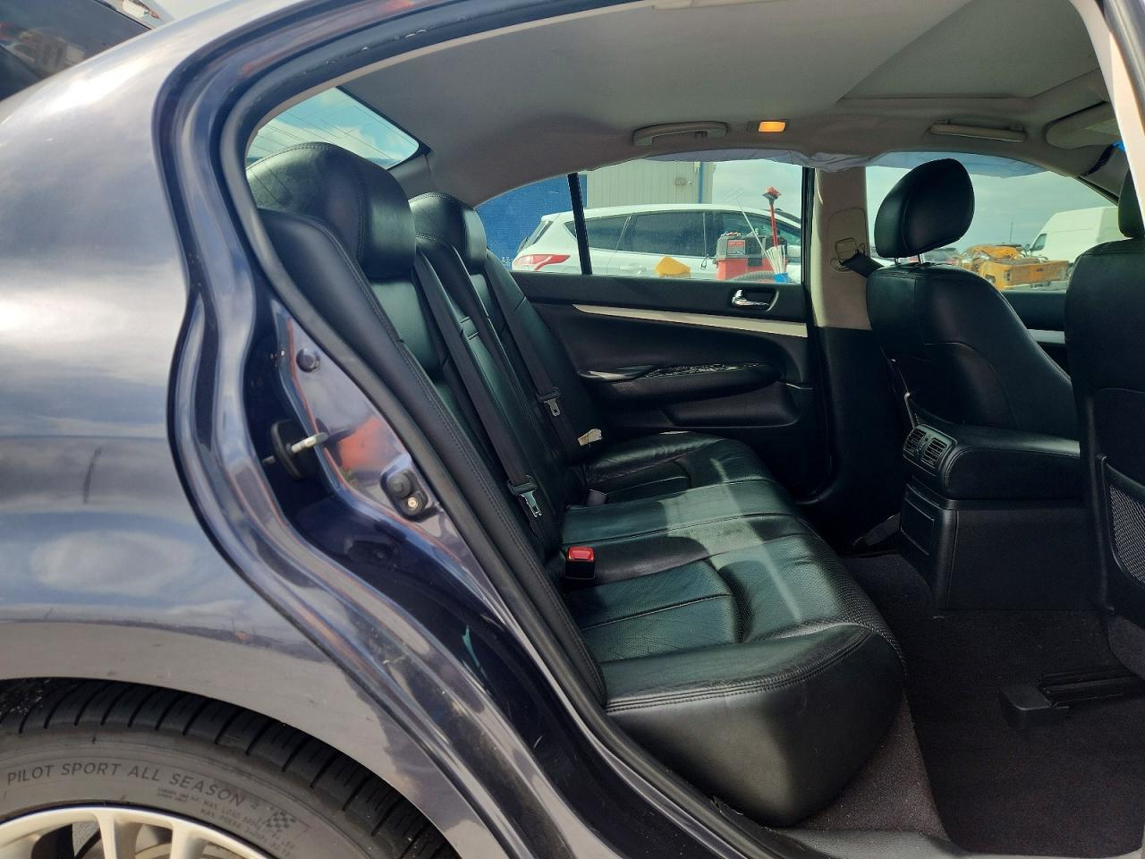 2007 Infiniti G35 Base Gray vin: JNKBV61E47M725447