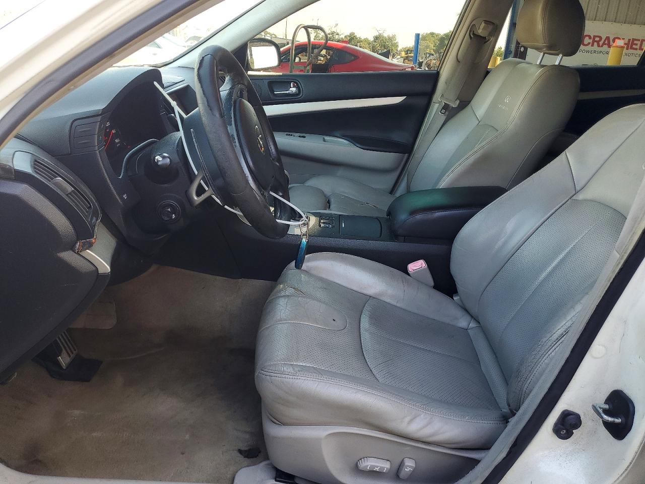 2008 Infiniti G35 White vin: JNKBV61E48M204973