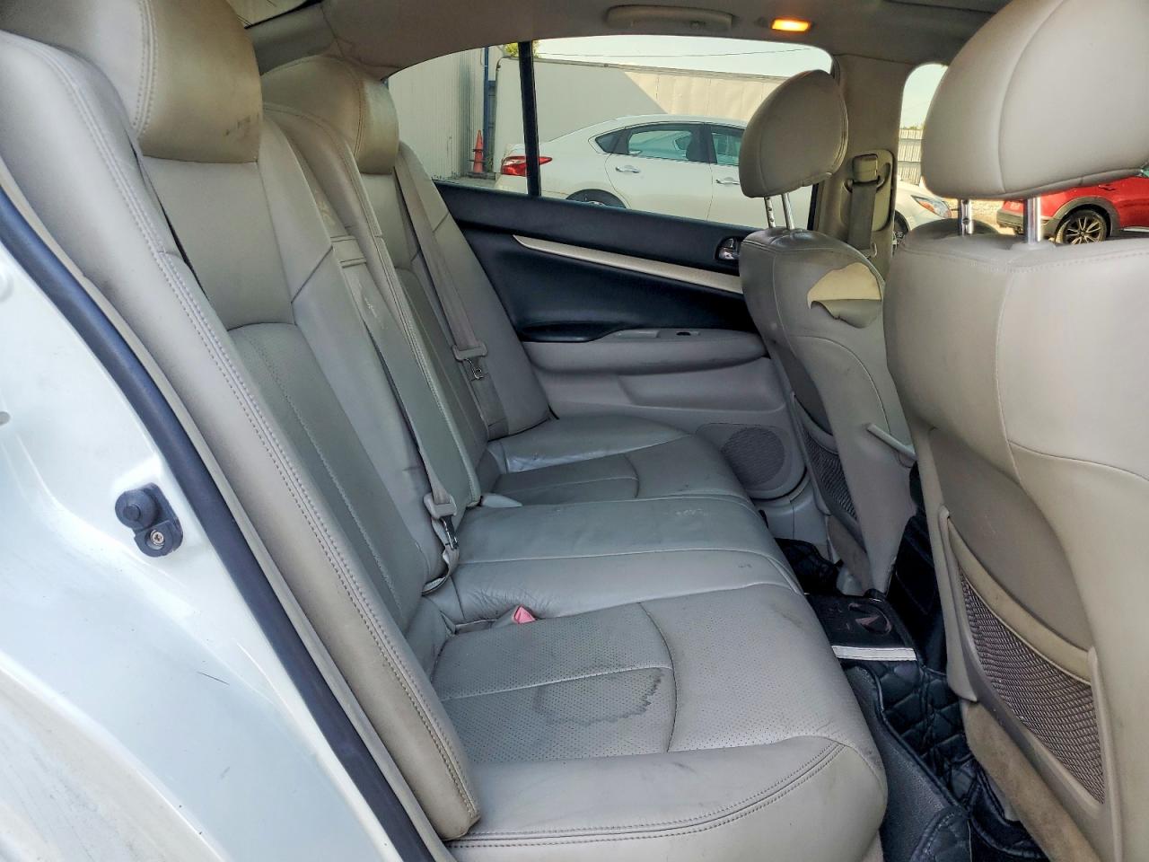 2008 Infiniti G35 White vin: JNKBV61E48M204973