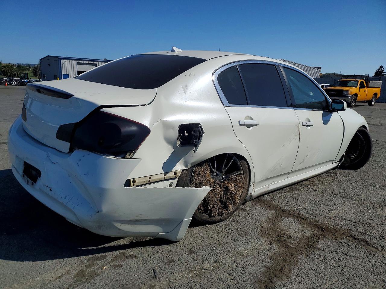 2007 Infiniti G35 Base White vin: JNKBV61E57M710763