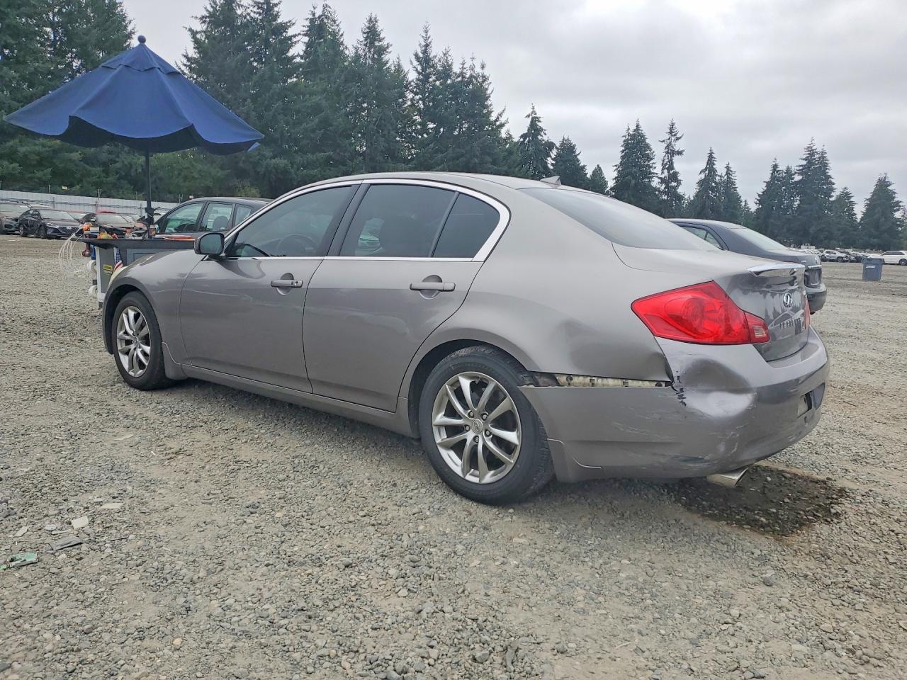 2008 Infiniti G35 Base Silver vin: JNKBV61E58M215951