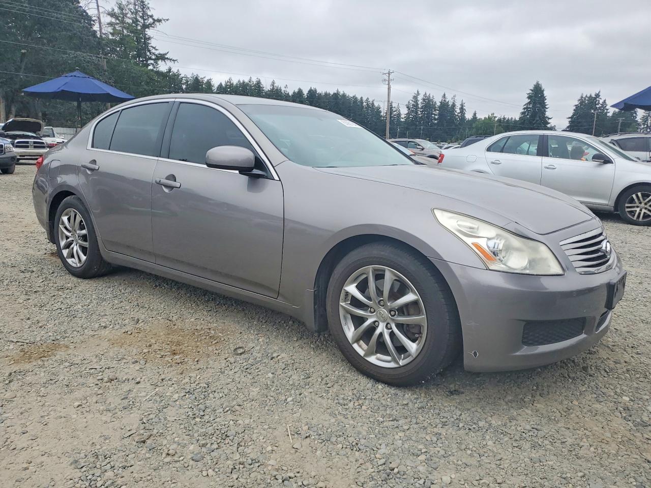 2008 Infiniti G35 Base Silver vin: JNKBV61E58M215951