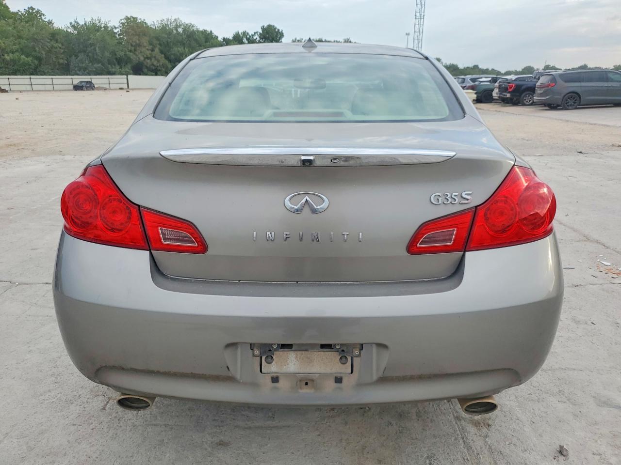 2007 Infiniti G35 Base Silver vin: JNKBV61E77M721179