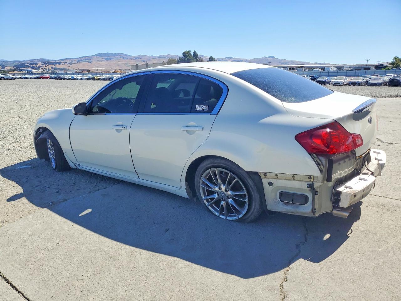 2007 Infiniti G35 Base White vin: JNKBV61E77M728021