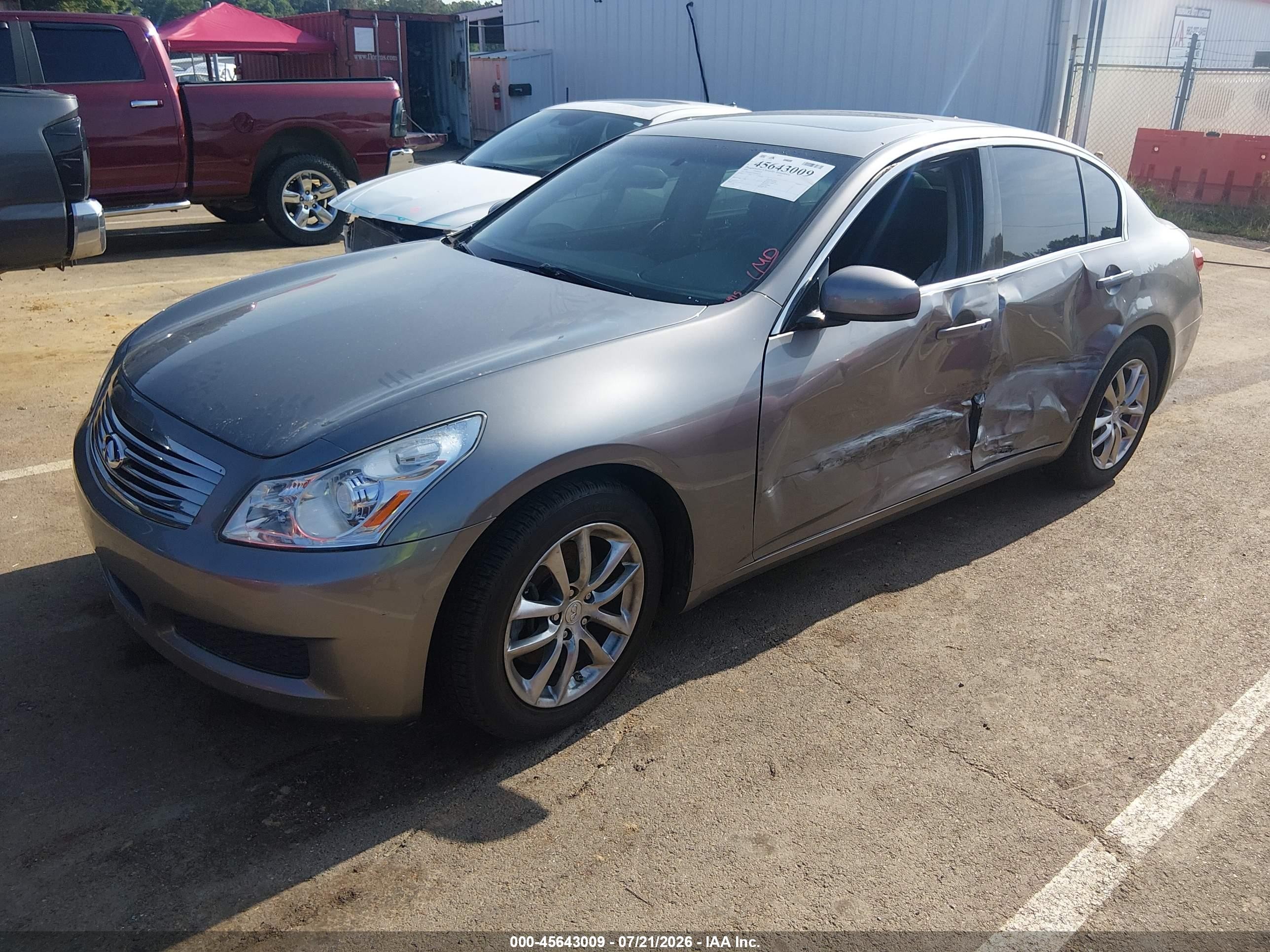 2008 Infiniti G35 Journey Gray vin: JNKBV61E78M209276