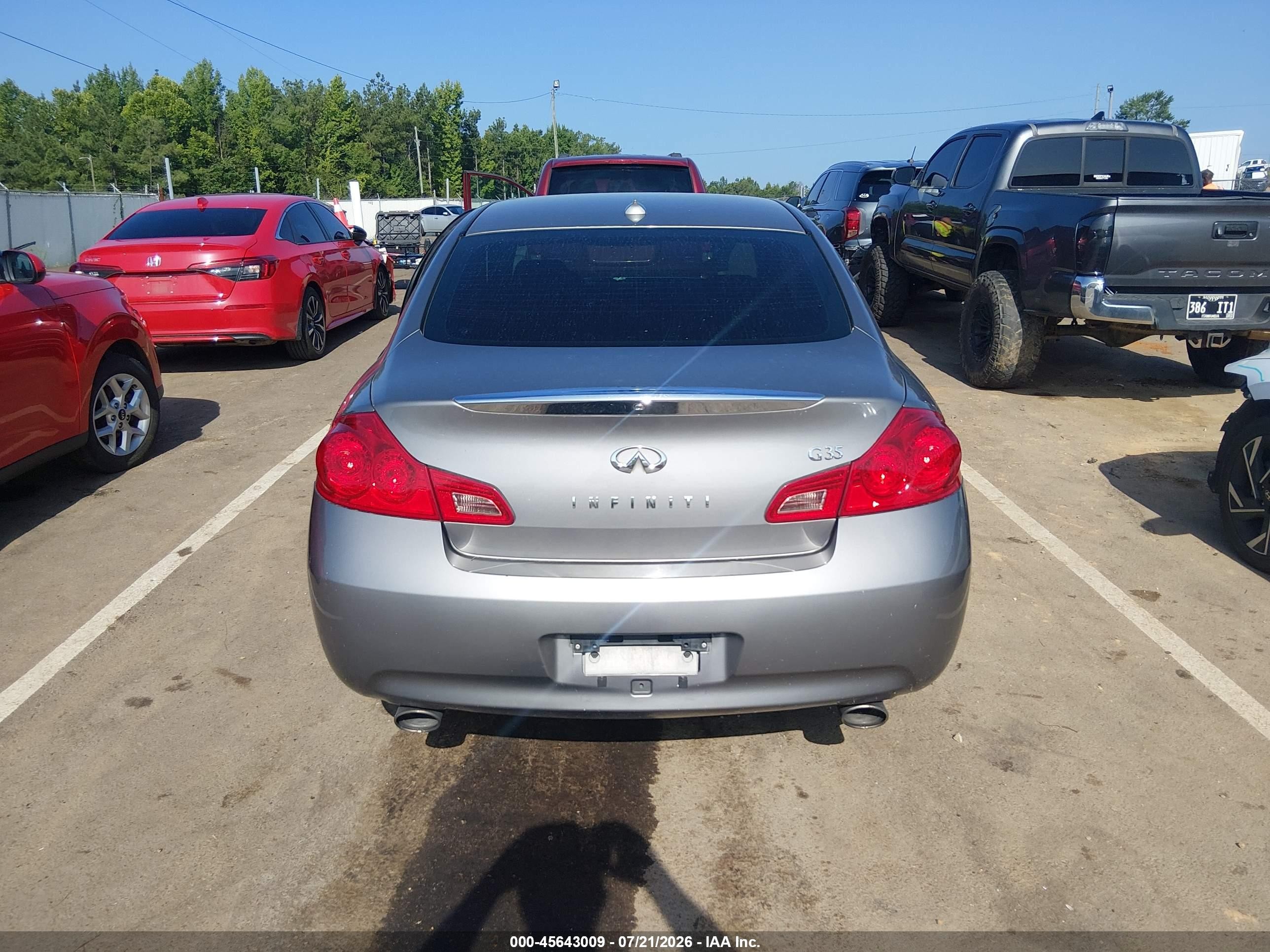 2008 Infiniti G35 Journey Gray vin: JNKBV61E78M209276