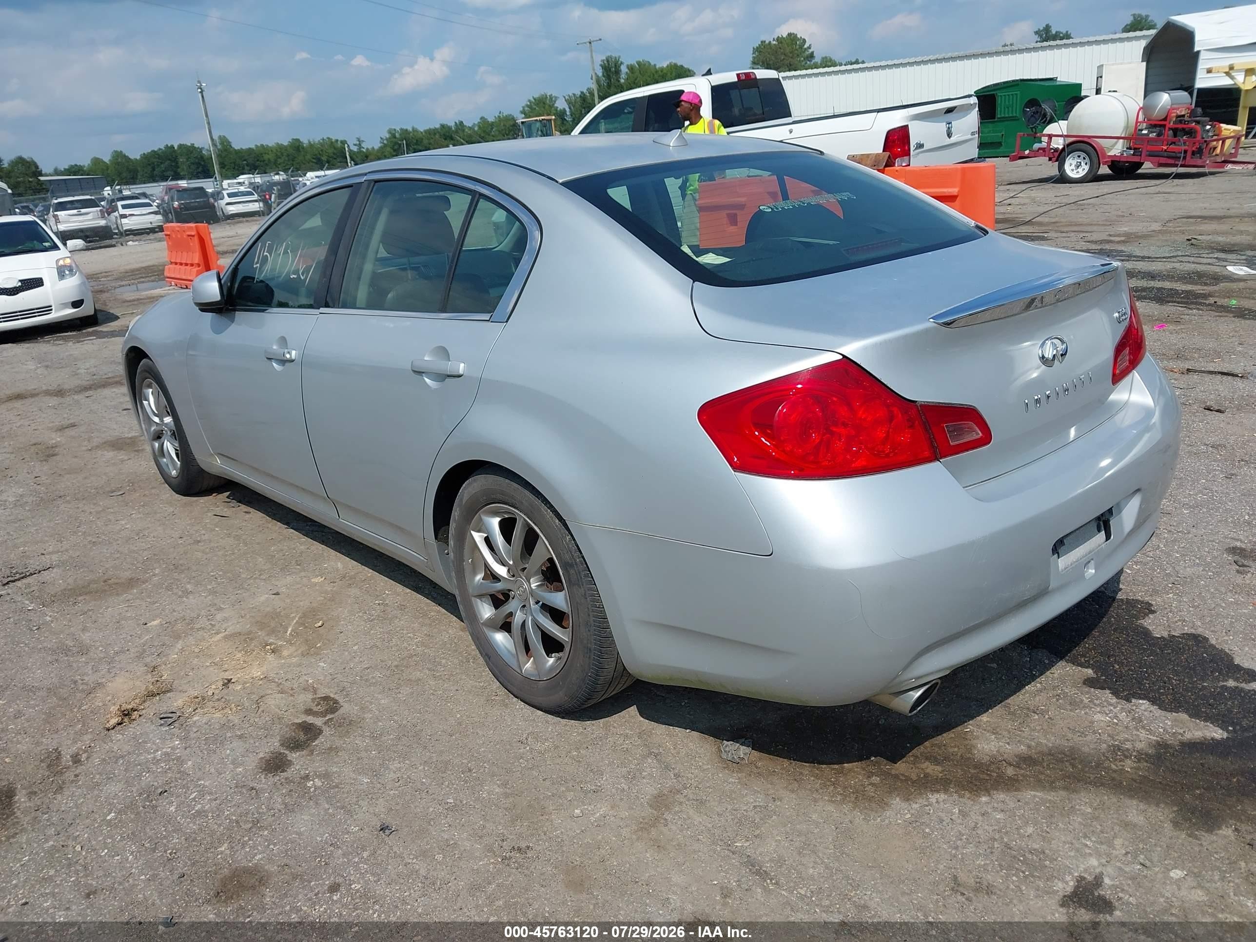 2008 Infiniti G35 Journey Серебряный vin: JNKBV61E78M210556