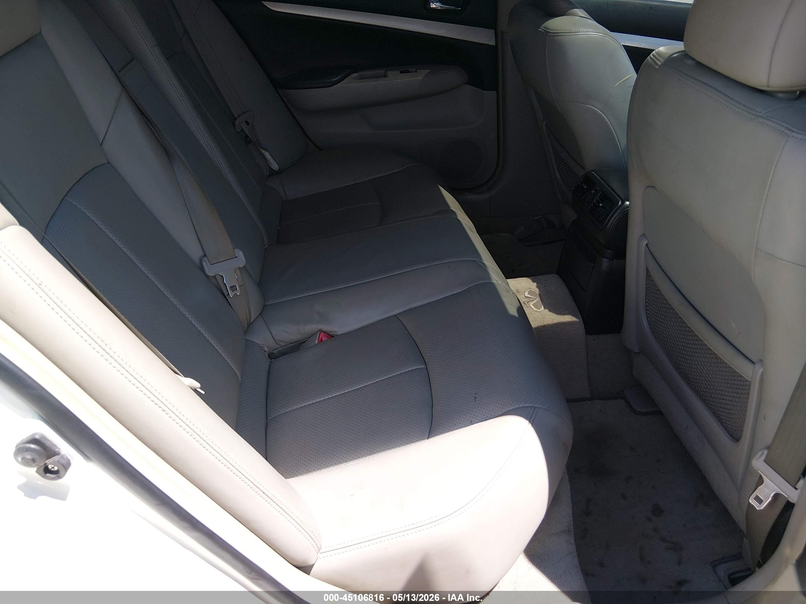 2008 Infiniti G35 Journey White vin: JNKBV61E78M215935