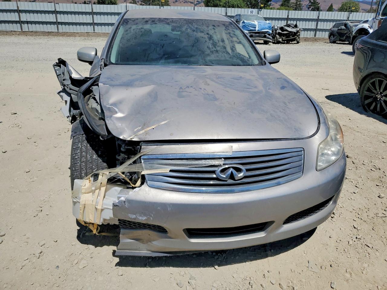 2008 Infiniti G35 Base Tan vin: JNKBV61E78M219290