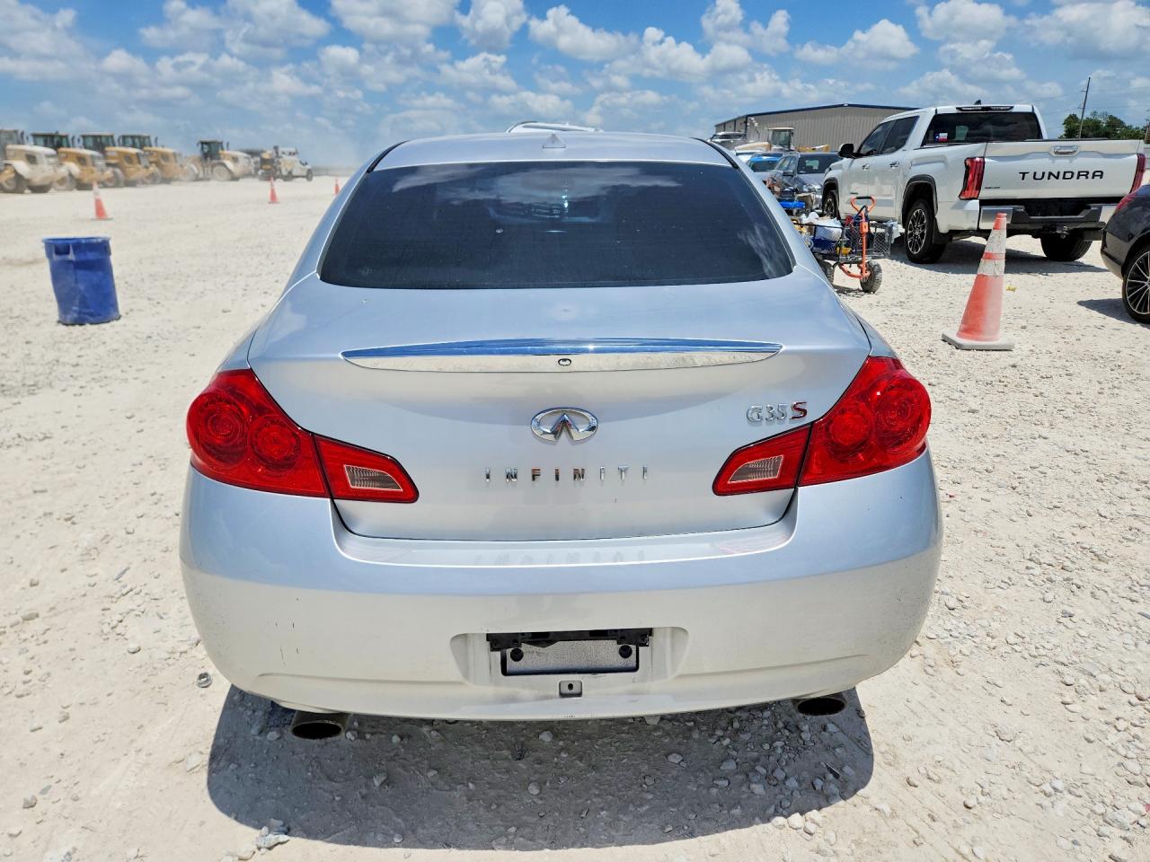 2008 Infiniti G35 Base Silver vin: JNKBV61E78M225848