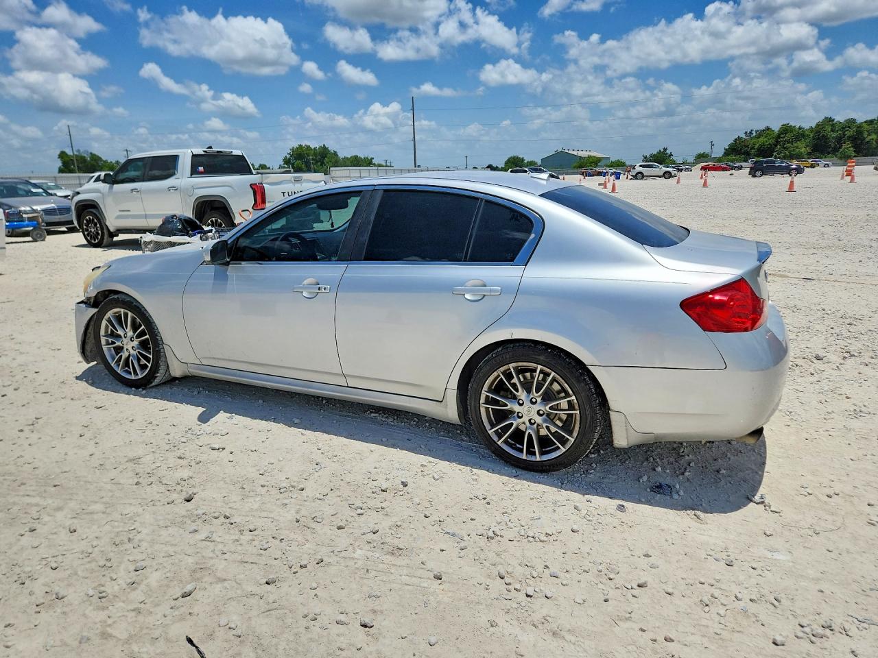 2008 Infiniti G35 Base Silver vin: JNKBV61E78M225848