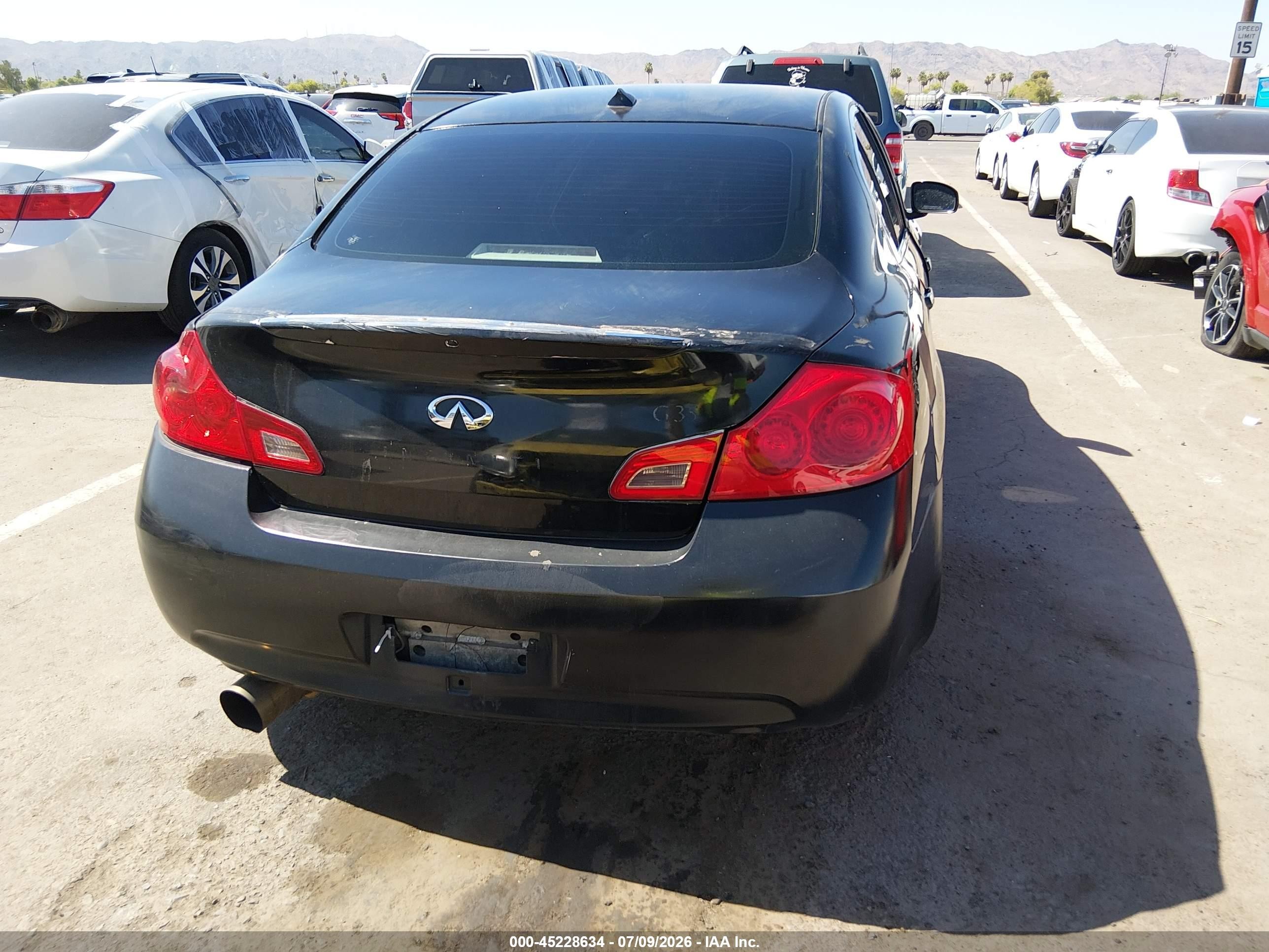 2008 Infiniti G35 Journey Gray vin: JNKBV61E78M227941