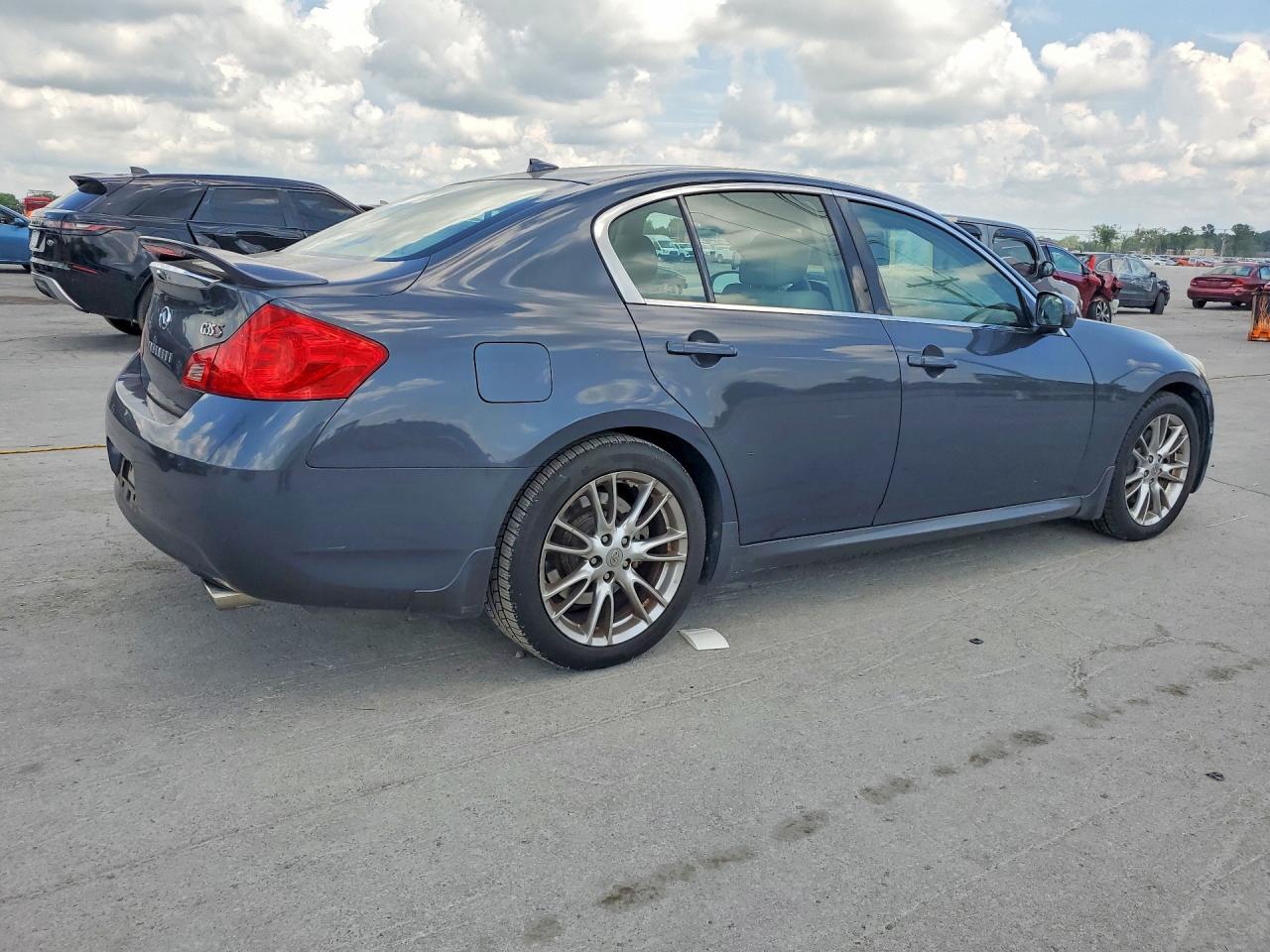 2008 Infiniti G35 Base Gray vin: JNKBV61E88M221100