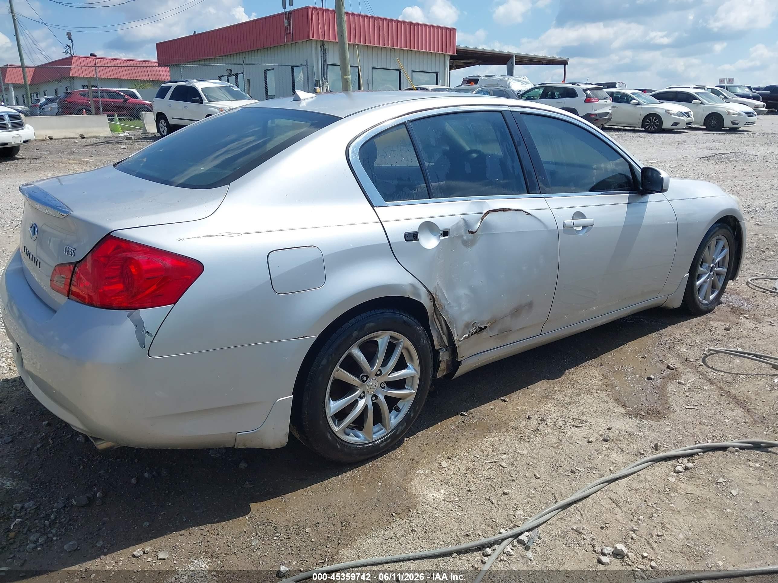 2008 Infiniti G35 Journey Silver vin: JNKBV61E88M221596