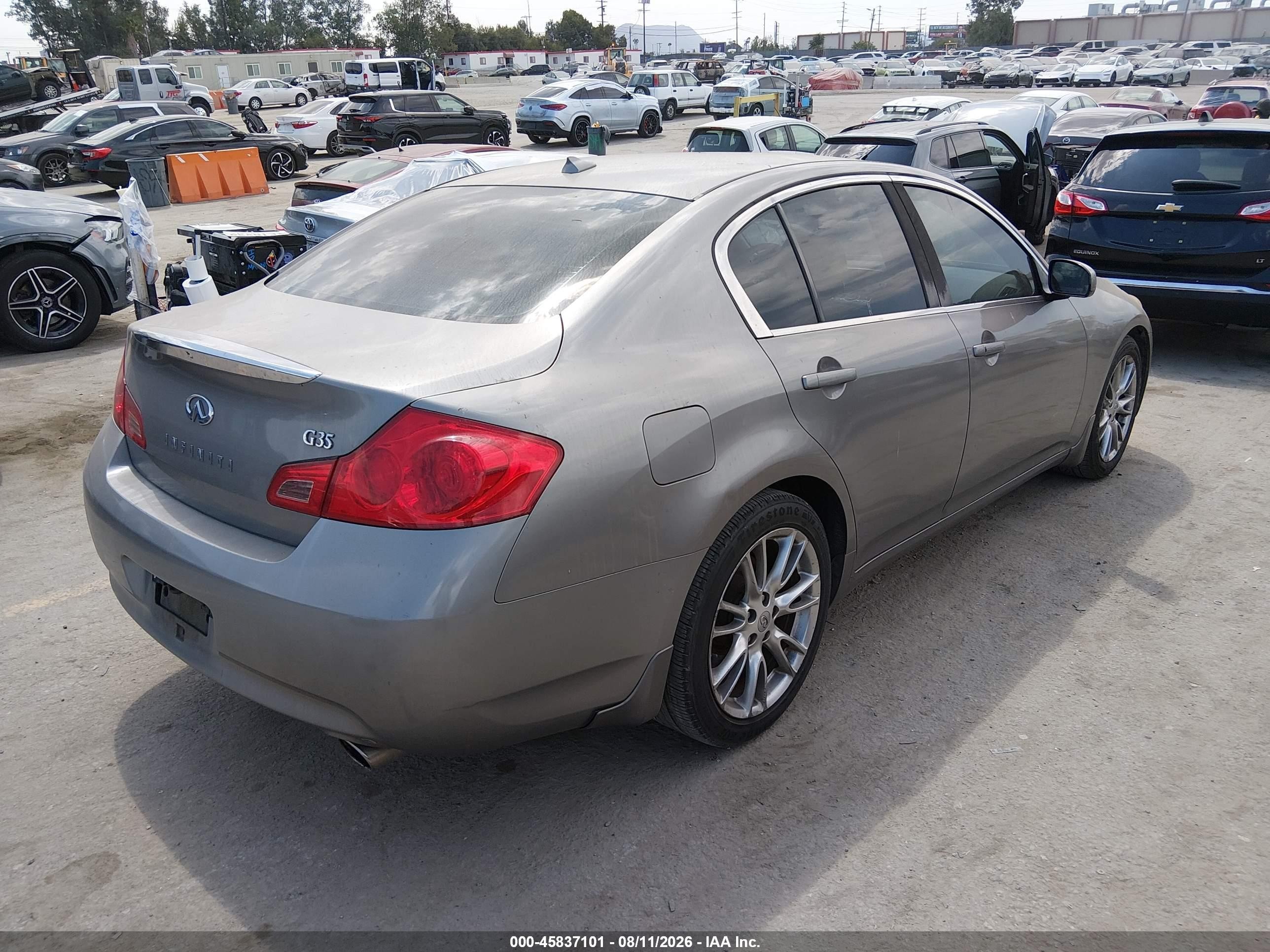 2008 Infiniti G35 Journey Champagne vin: JNKBV61E88M223512
