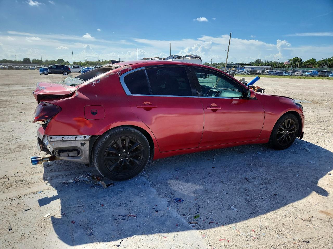 2007 Infiniti G35 Base Red vin: JNKBV61E97M715061