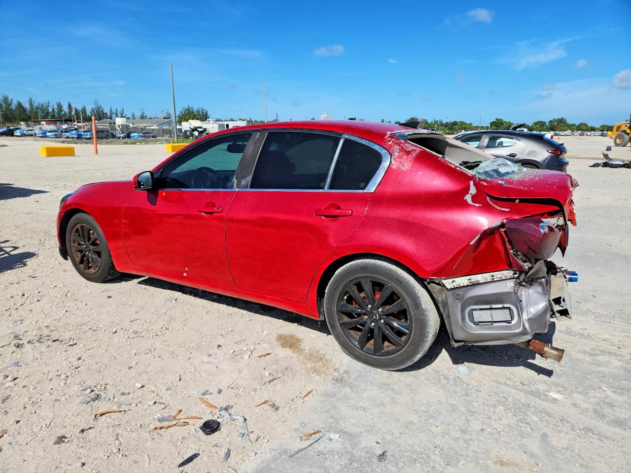 2007 Infiniti G35 Base Red vin: JNKBV61E97M715061