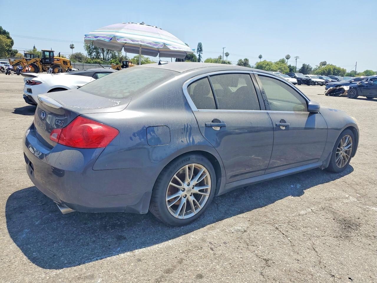 2008 Infiniti G35 Base Серый vin: JNKBV61E98M201020