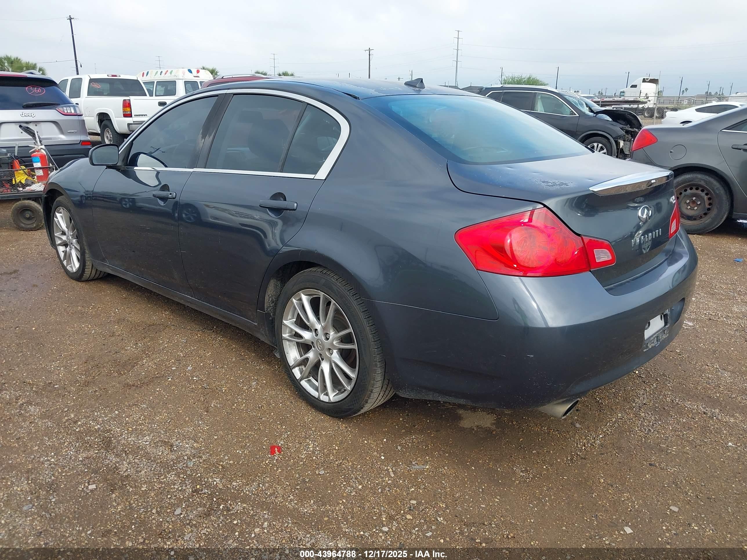 2008 Infiniti G35 Journey Gray vin: JNKBV61E98M203205