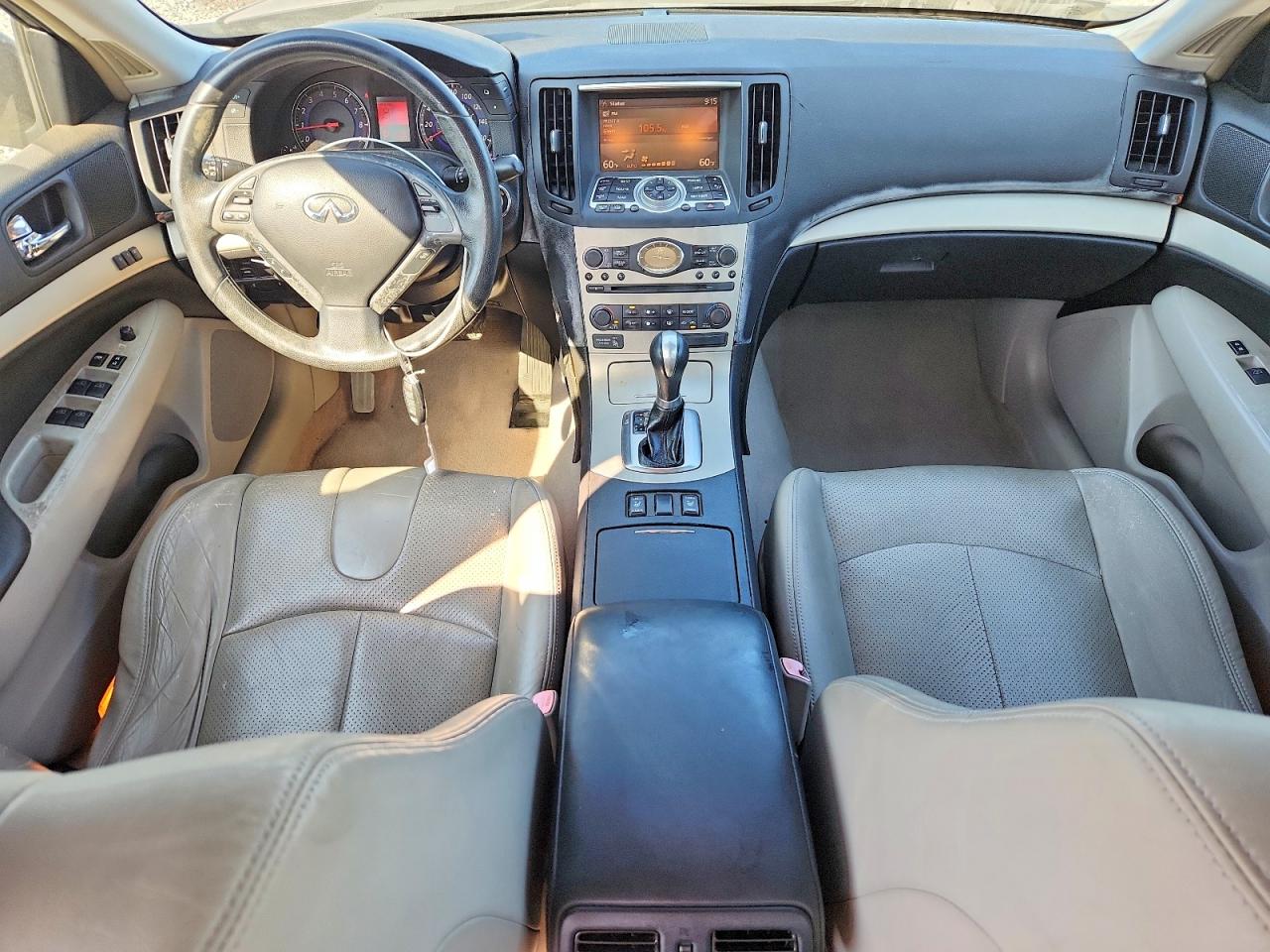 2008 Infiniti G35 Base Tan vin: JNKBV61E98M224801