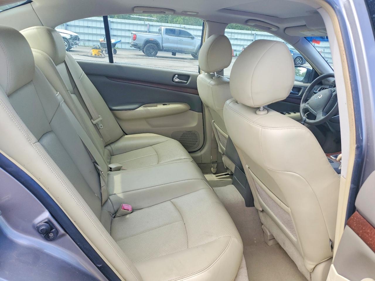 2008 Infiniti G35 Base Gray vin: JNKBV61EX8M207392