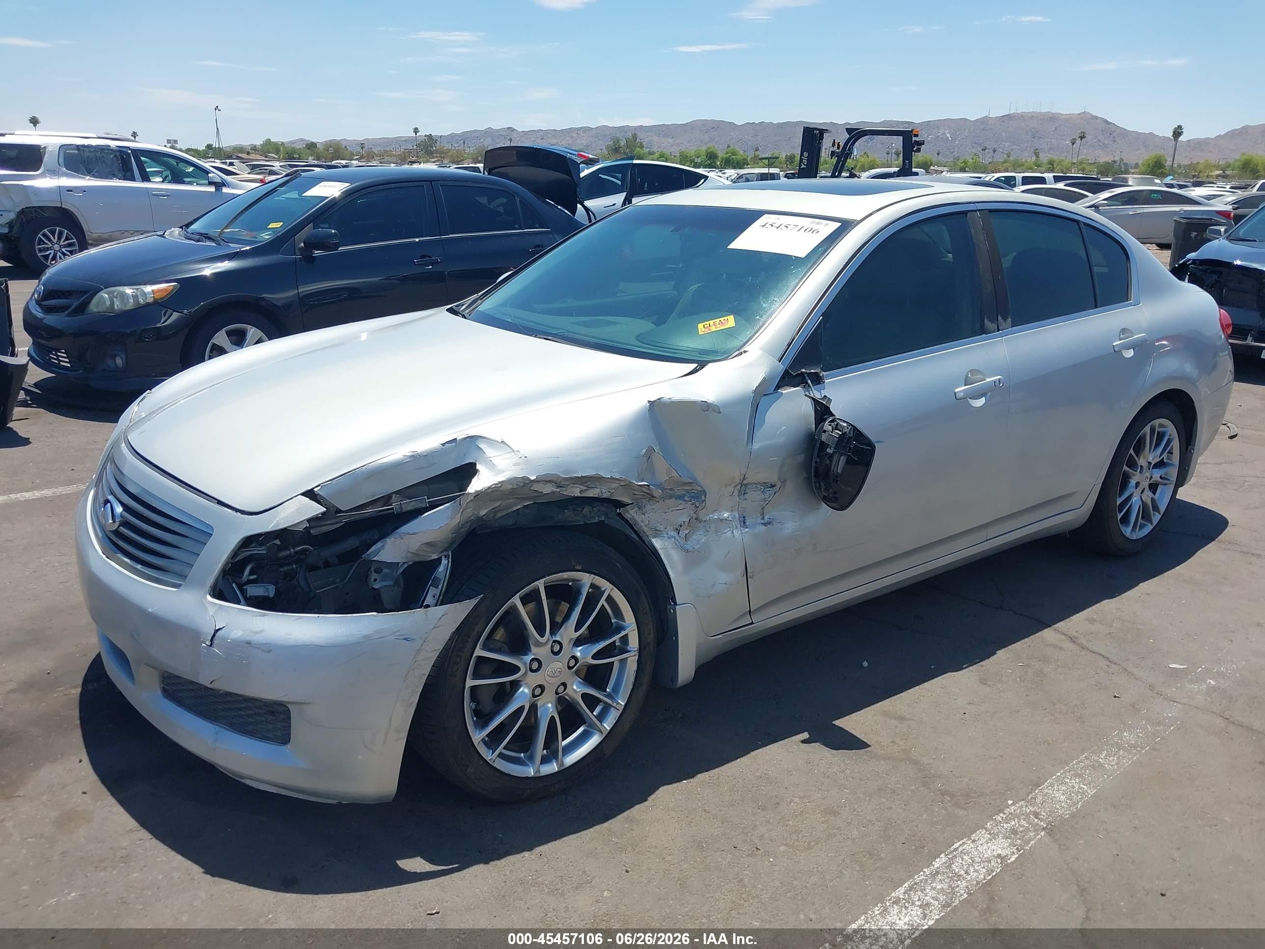 2008 Infiniti G35 Journey Silver vin: JNKBV61EX8M226217