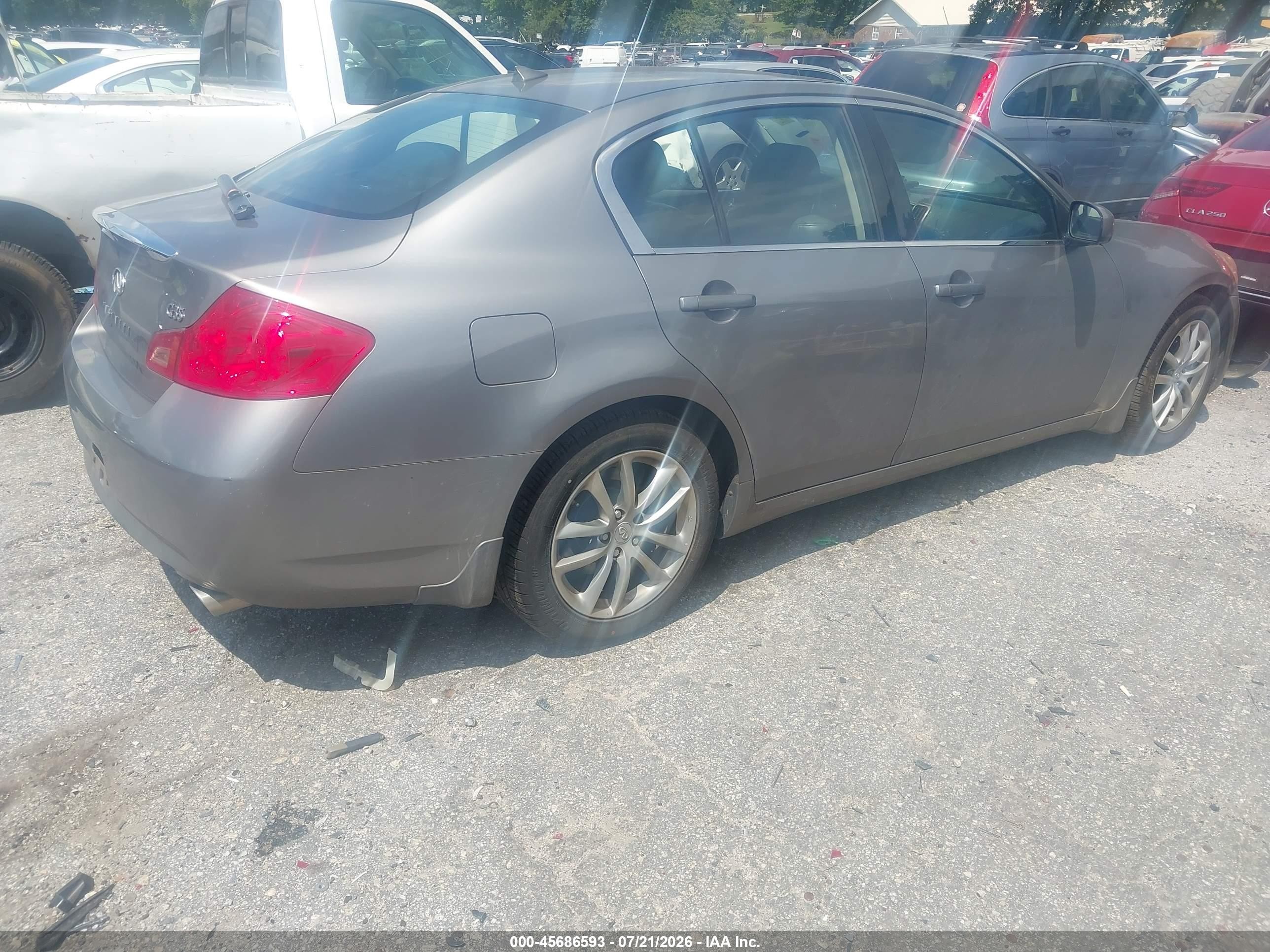 2008 Infiniti G35 Journey Gray vin: JNKBV61EX8M226508