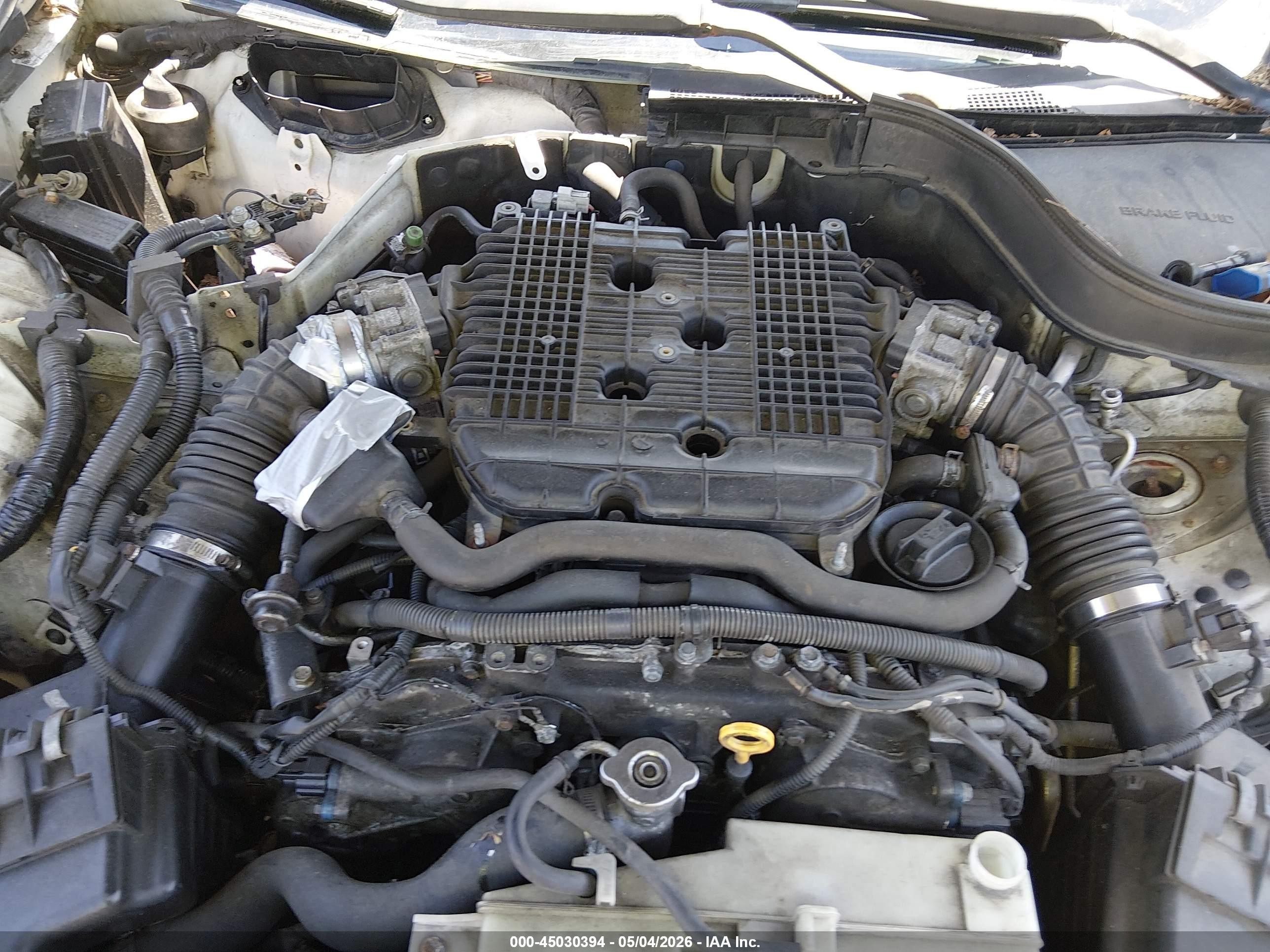 2007 Infiniti G35x   White vin: JNKBV61F07M807250