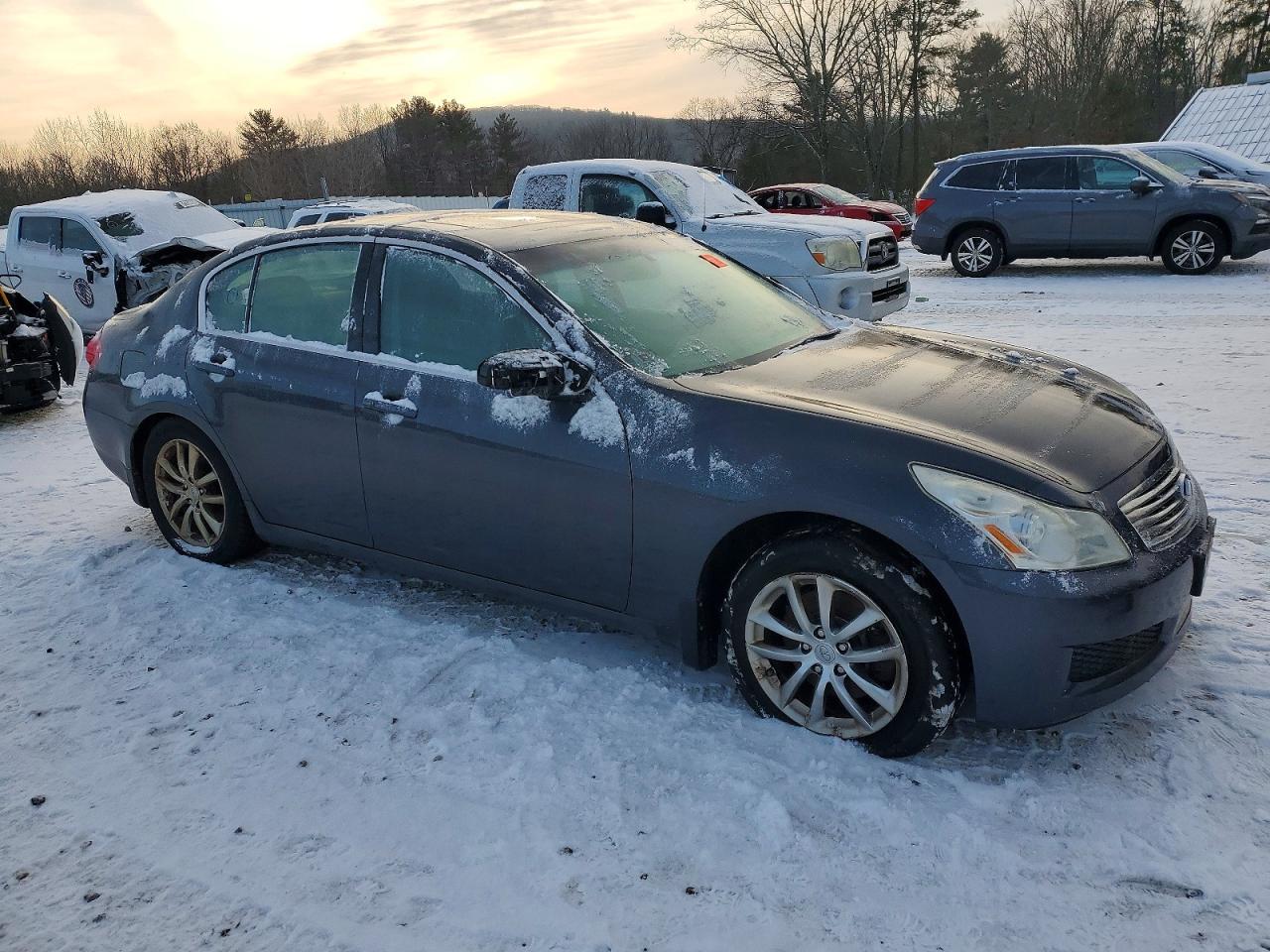 2010 Infiniti G35 Gray vin: JNKBV61F08M255038