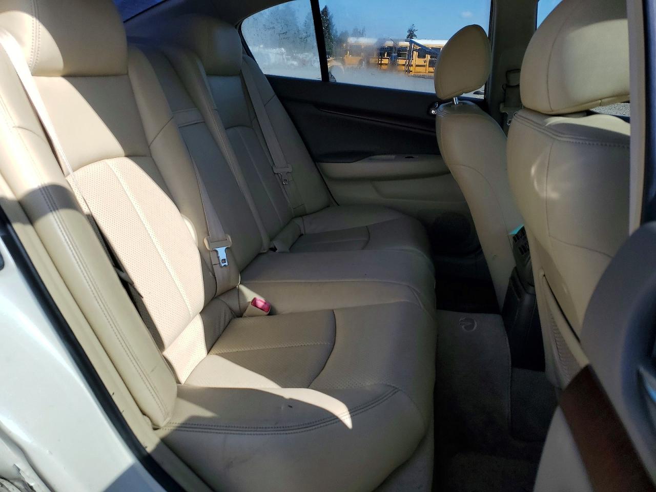 2007 Infiniti G35 X White vin: JNKBV61F17M809248