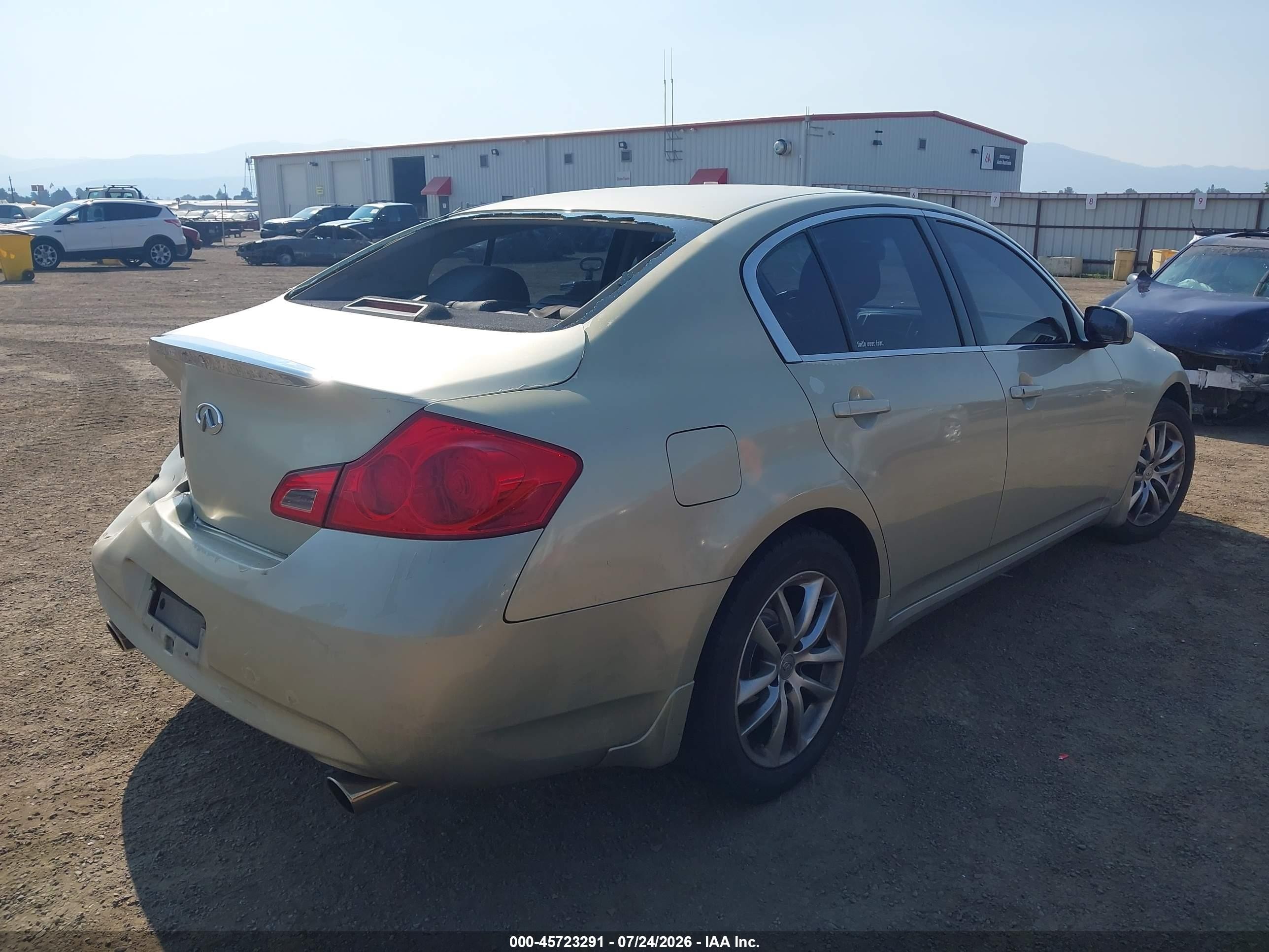2007 Infiniti G35x   Champagne vin: JNKBV61F17M816149