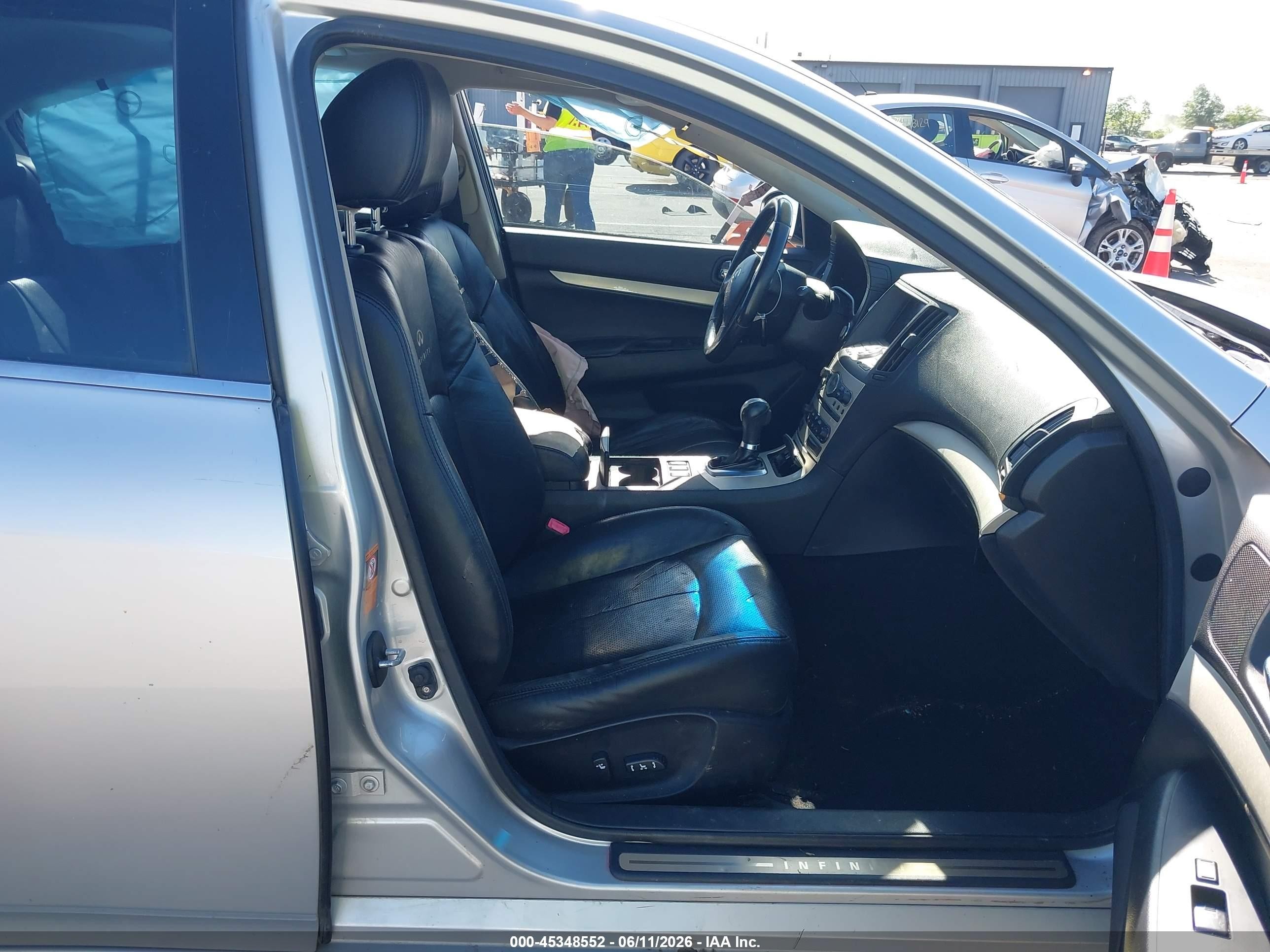 2007 Infiniti G35x   Silver vin: JNKBV61F17M818466