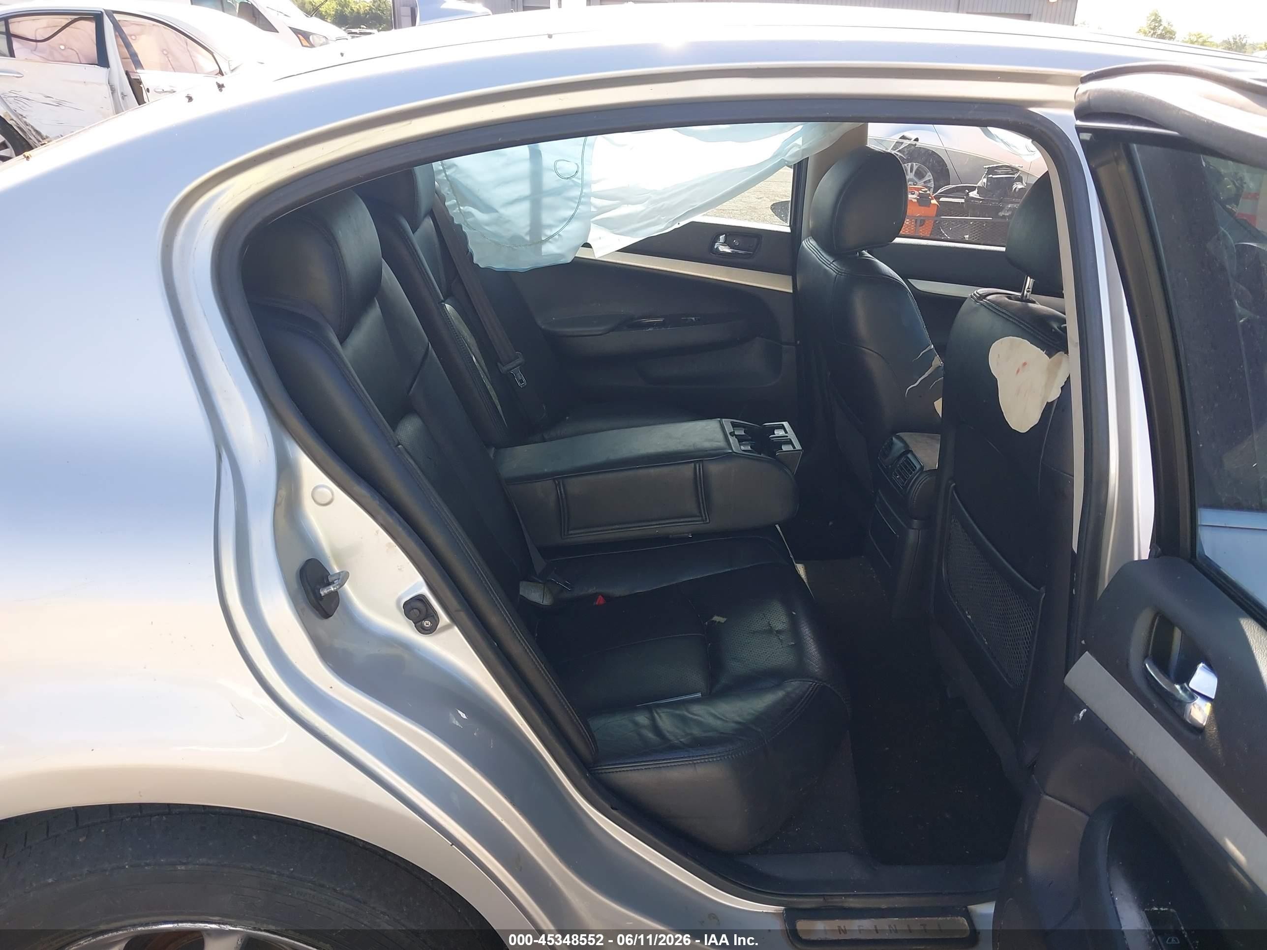 2007 Infiniti G35x   Silver vin: JNKBV61F17M818466