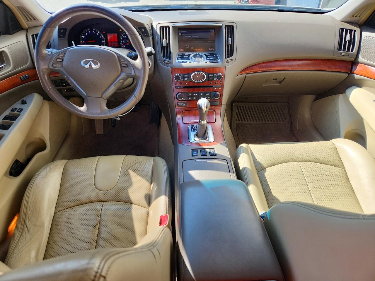 2008 Infiniti G35 X White vin: JNKBV61F18M253881