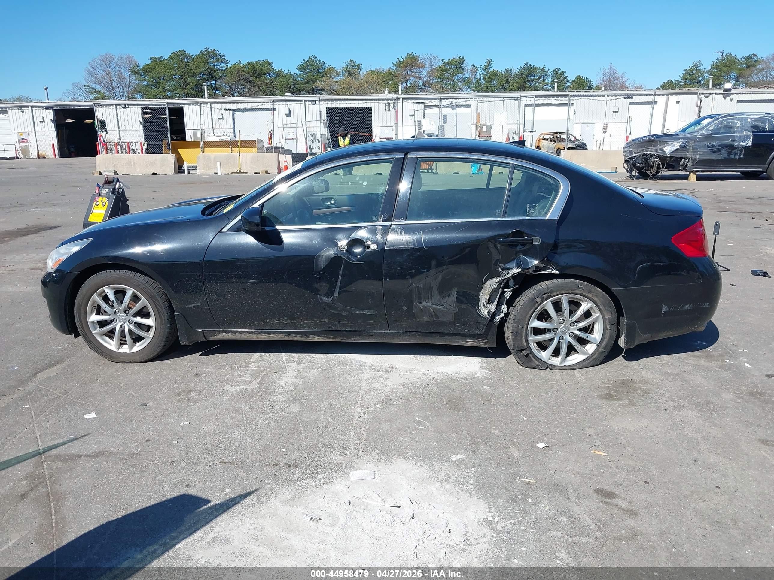2008 Infiniti G35x Black vin: JNKBV61F18M260474