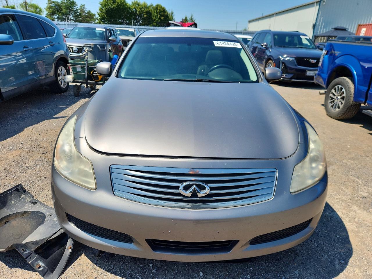 2008 Infiniti G35 X Gold vin: JNKBV61F18M262693
