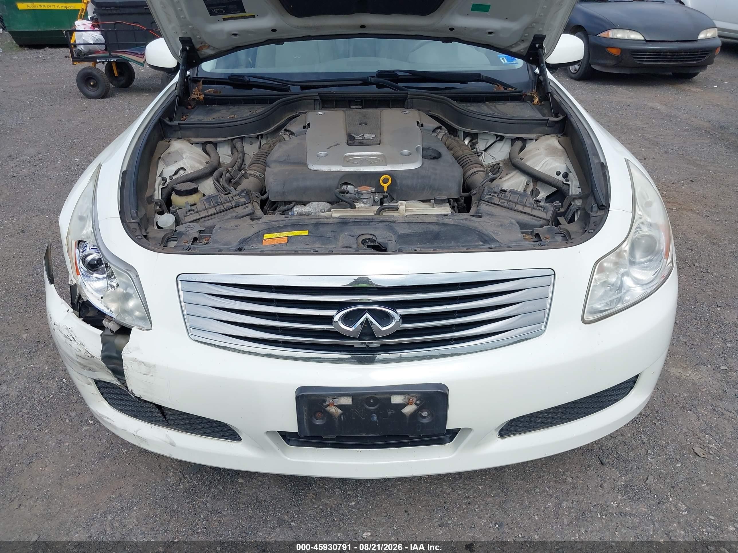 2008 Infiniti G35x   White vin: JNKBV61F18M270504