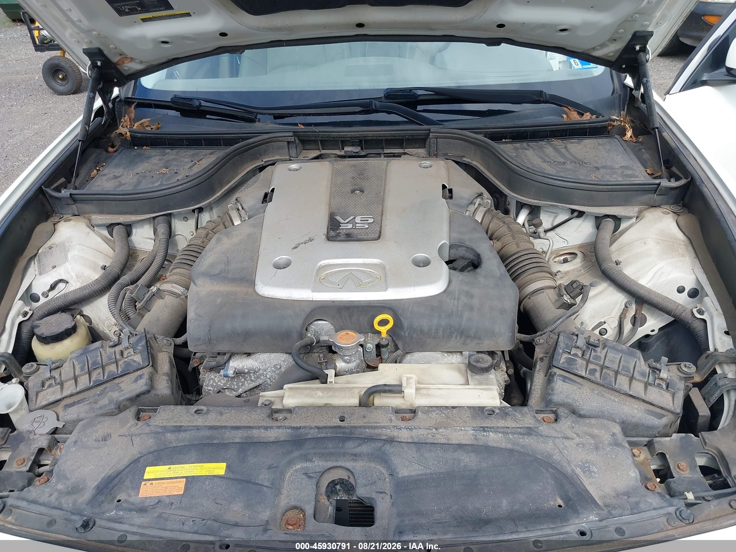 2008 Infiniti G35x   White vin: JNKBV61F18M270504