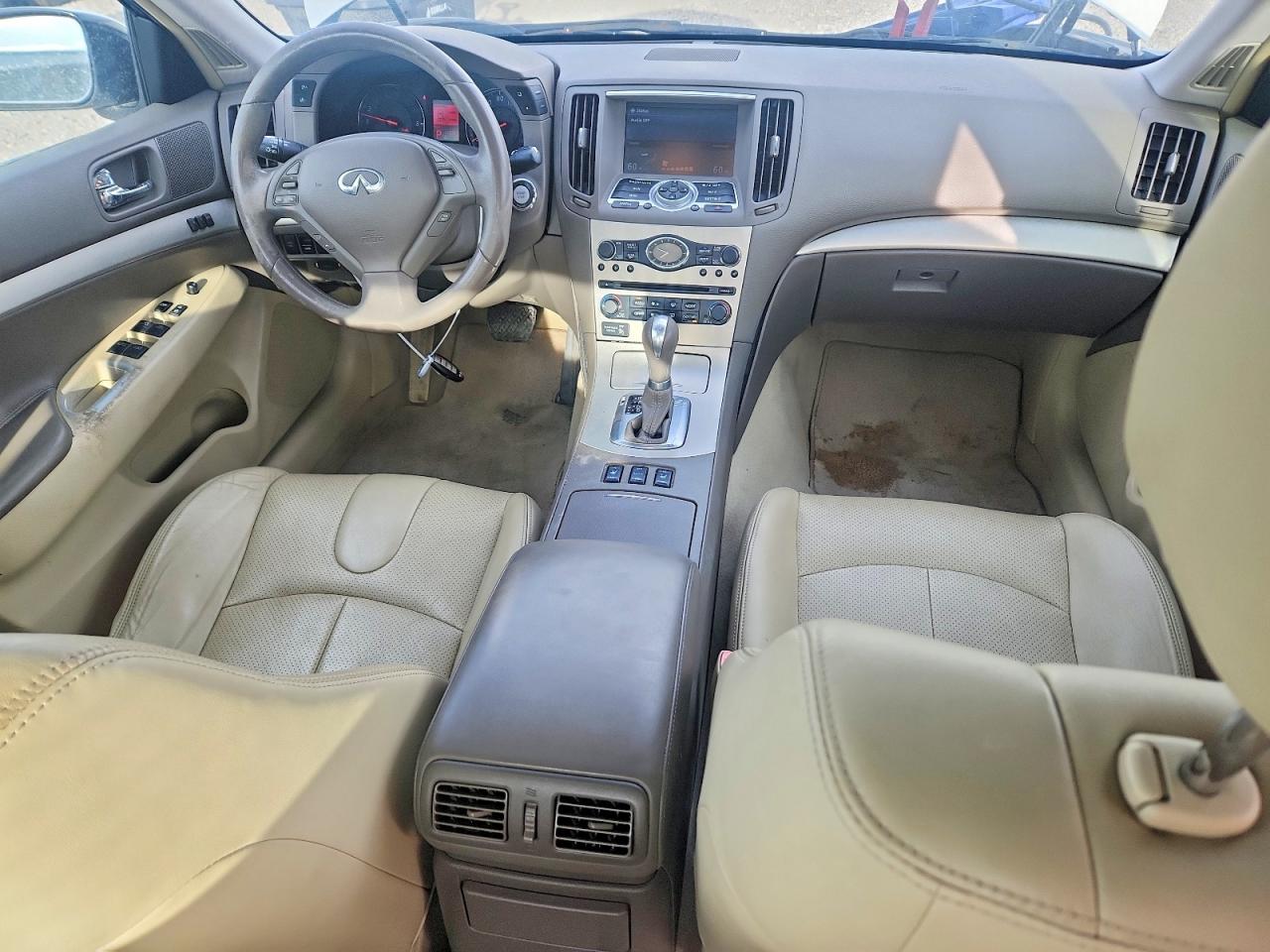 2008 Infiniti G35 X White vin: JNKBV61F18M272477