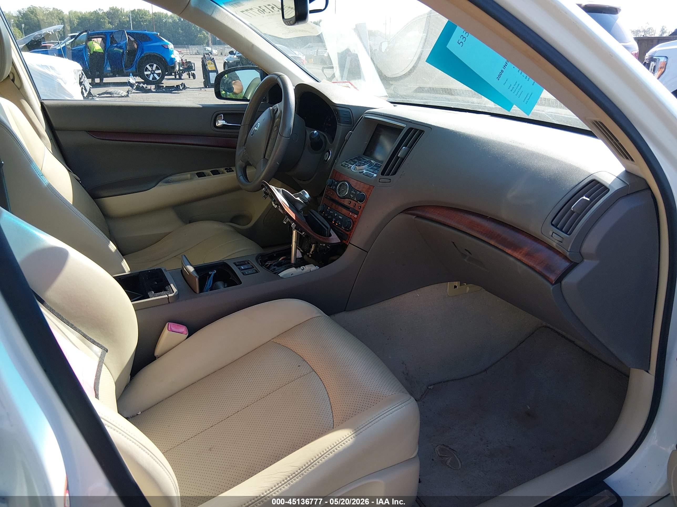 2008 Infiniti G35x   White vin: JNKBV61F28M256806