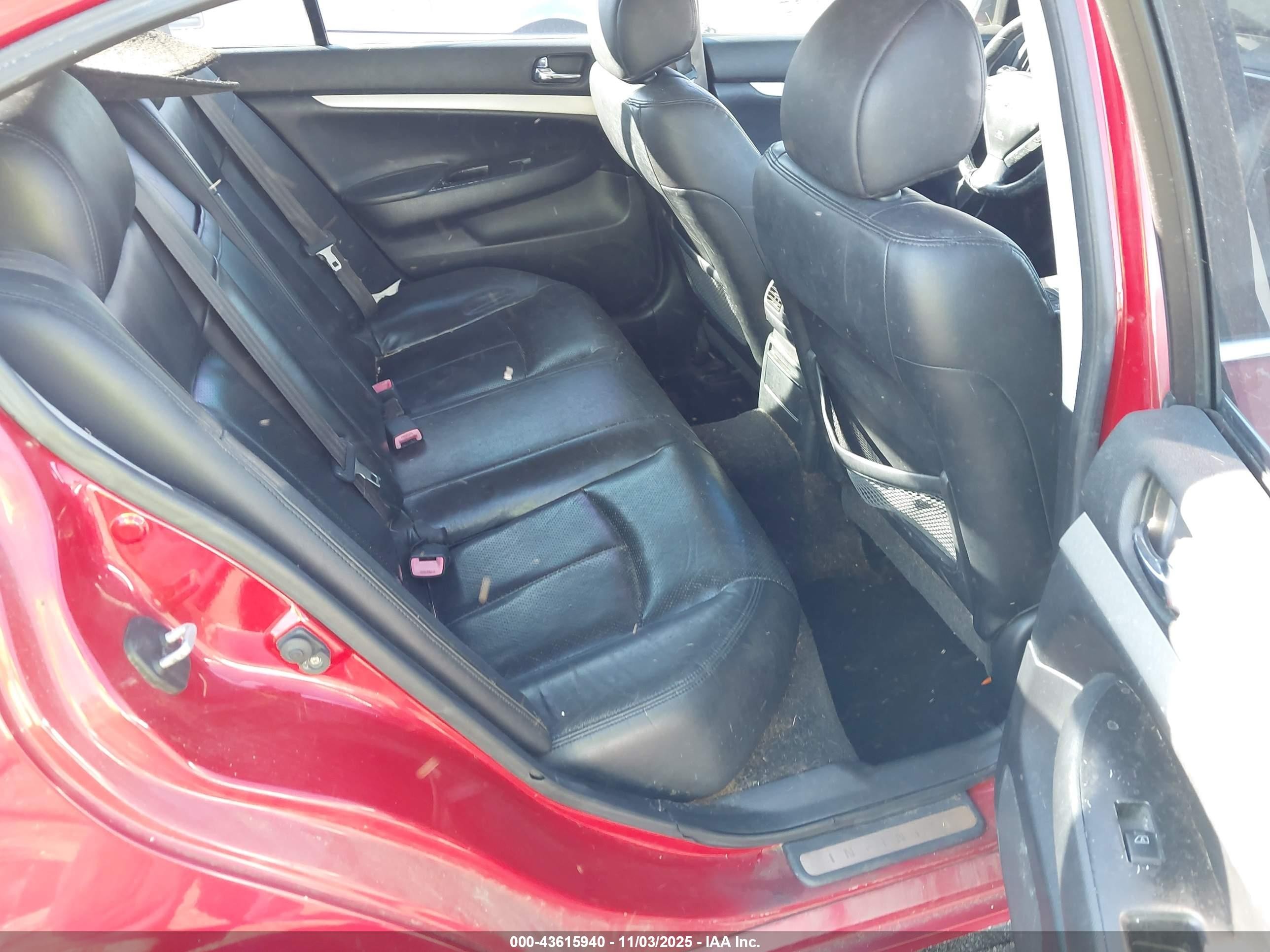 2007 Infiniti G35x   Red vin: JNKBV61F37M804049