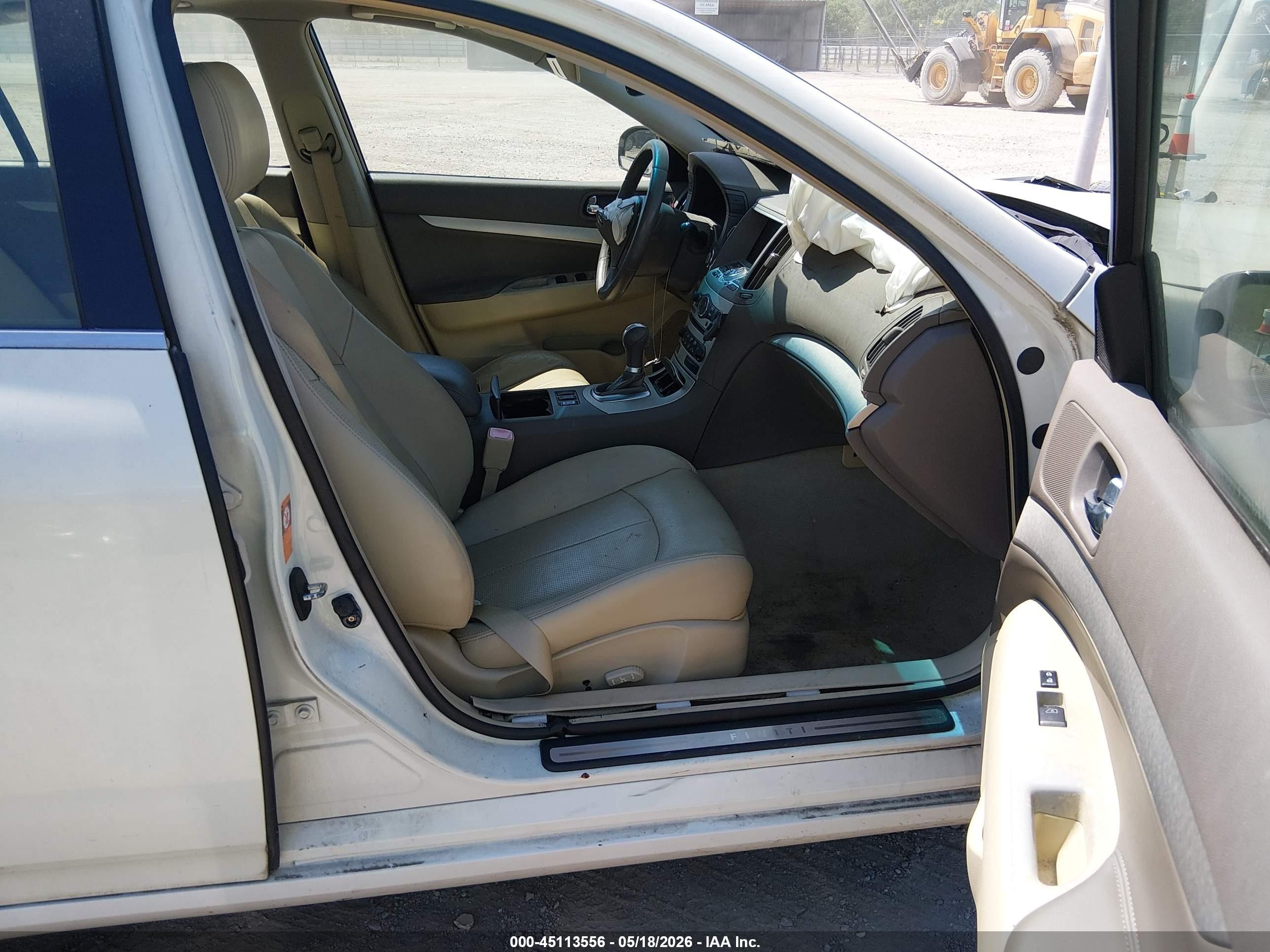 2008 Infiniti G35x   White vin: JNKBV61F38M272318