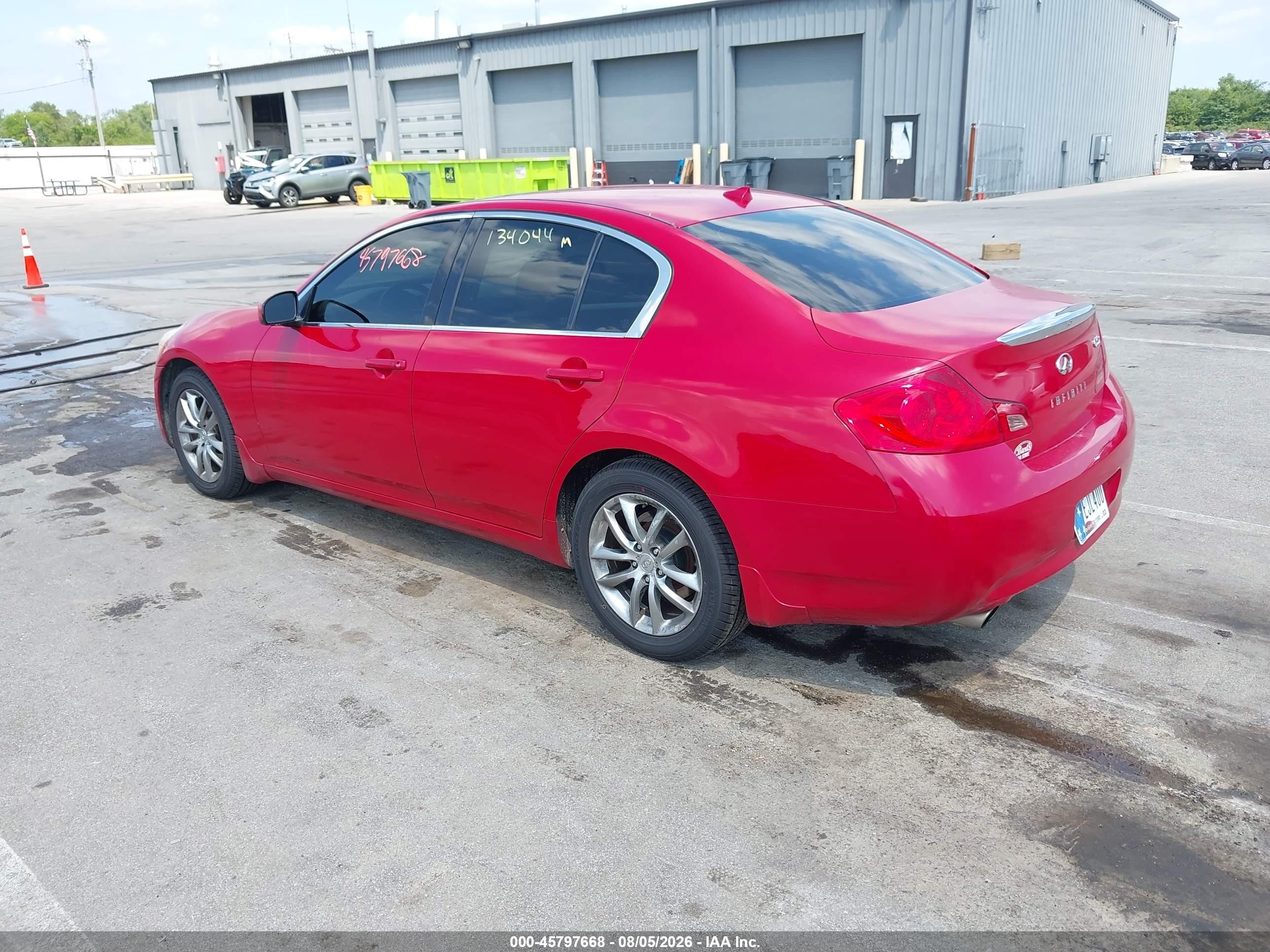 2008 Infiniti G35x Red vin: JNKBV61F48M274871